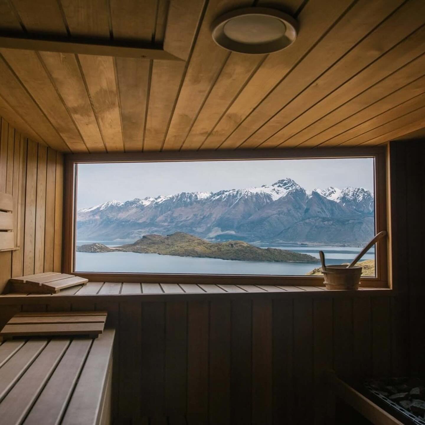Aro Hā is a mind, body, and soul wellness experience on the shore of Lake Wakatipu in Glenorchy, New Zealand&rsquo;s majestic Southern Alps.

The retreat has been constructed from larch wood and local stone, with minimal impact to the environment, ru