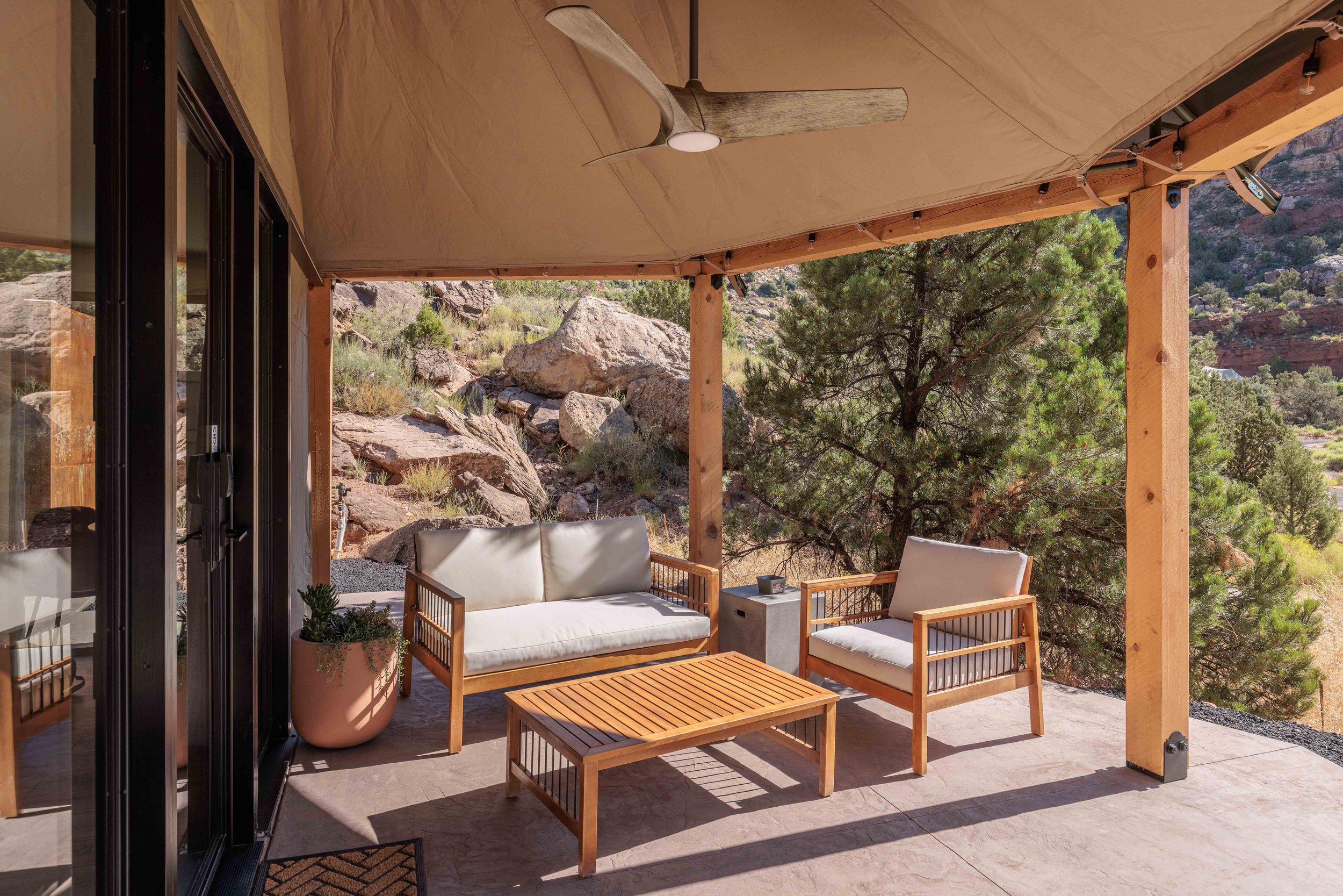 Zion National Park Hotels | Luxury Glamping | Nature Hotels | Landscape Hotels | Room and Wild | Utah hotels | Open Sky Zion