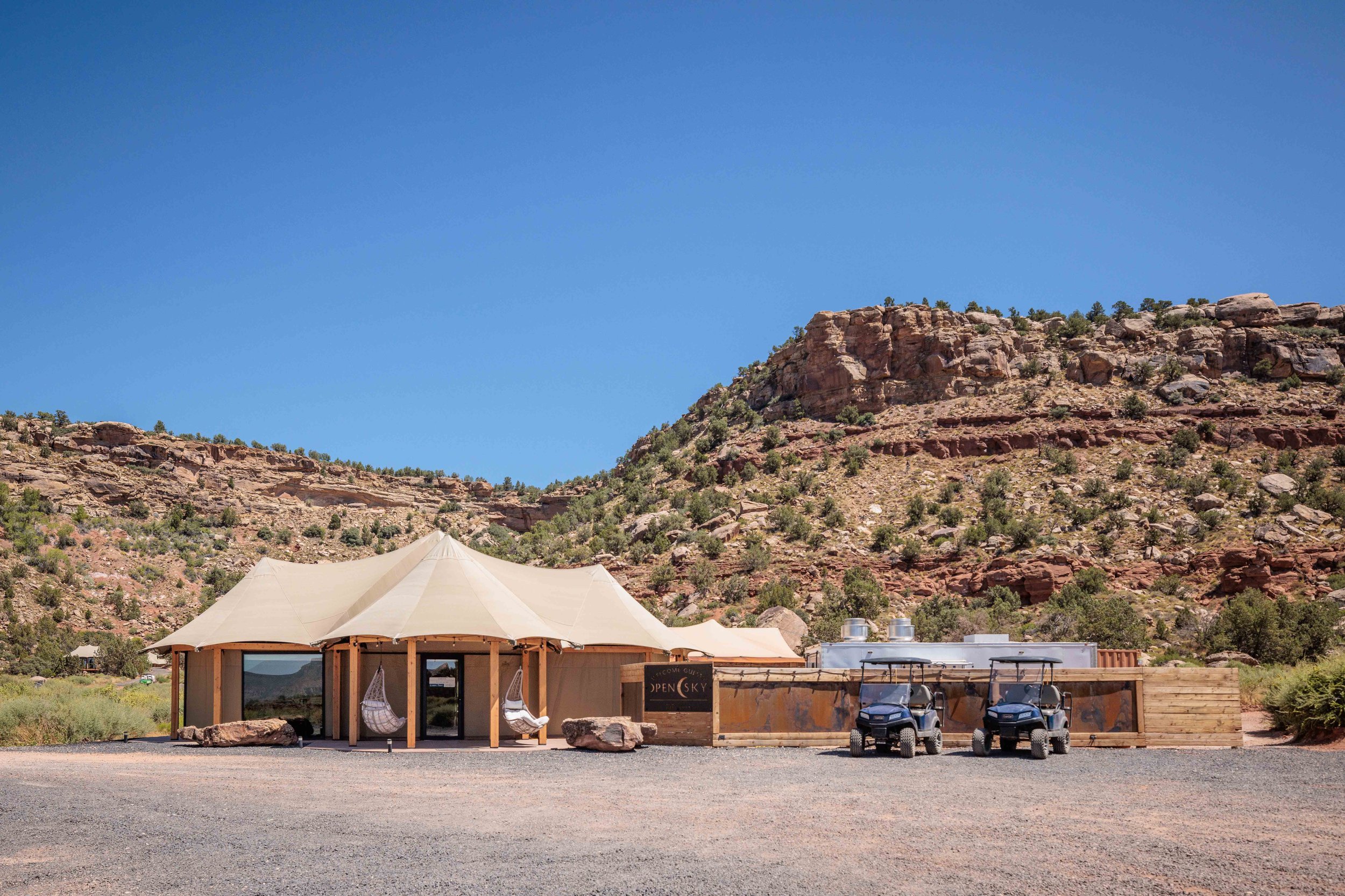 Zion National Park Hotels | Luxury Glamping | Nature Hotels | Landscape Hotels | Room and Wild | Utah hotels | Open Sky Zion