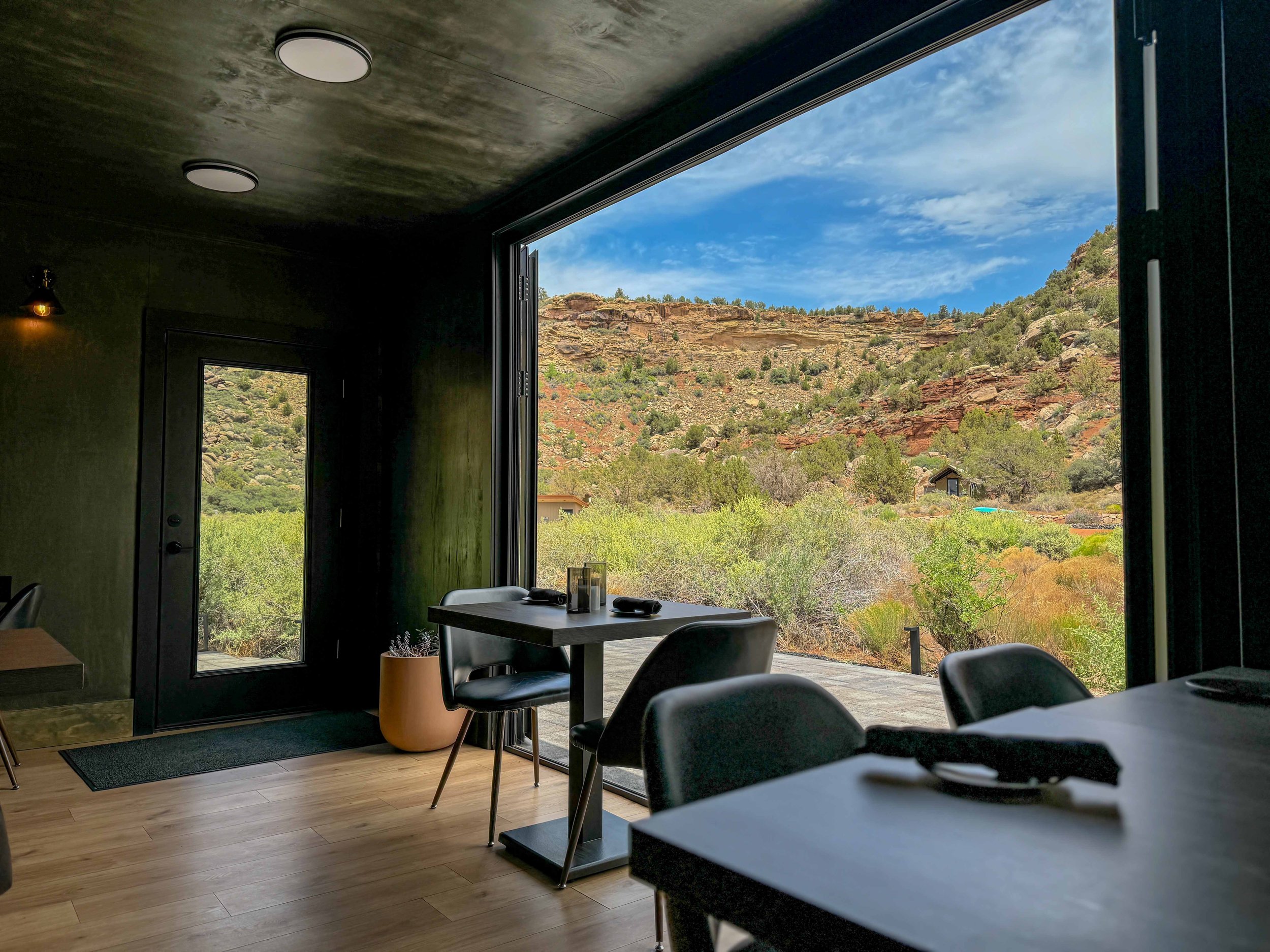 Zion National Park Hotels | Luxury Glamping | Nature Hotels | Landscape Hotels | Room and Wild | Utah hotels | Open Sky Zion