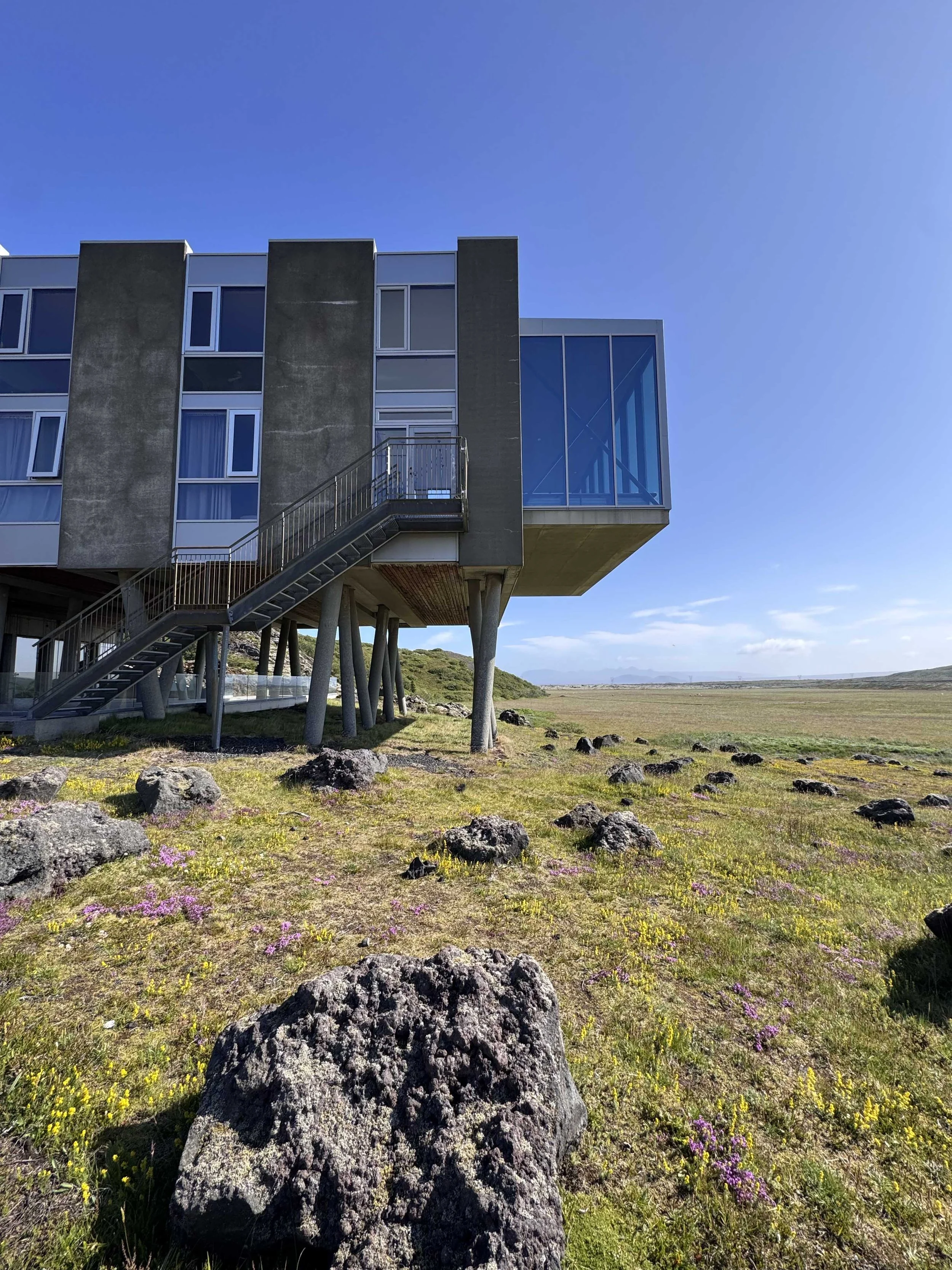 Iceland hotel | iceland luxury hotel | landscape hotel | nature hotel | room and wild | gulfoss waterfall | geisir | ion adventure hotel