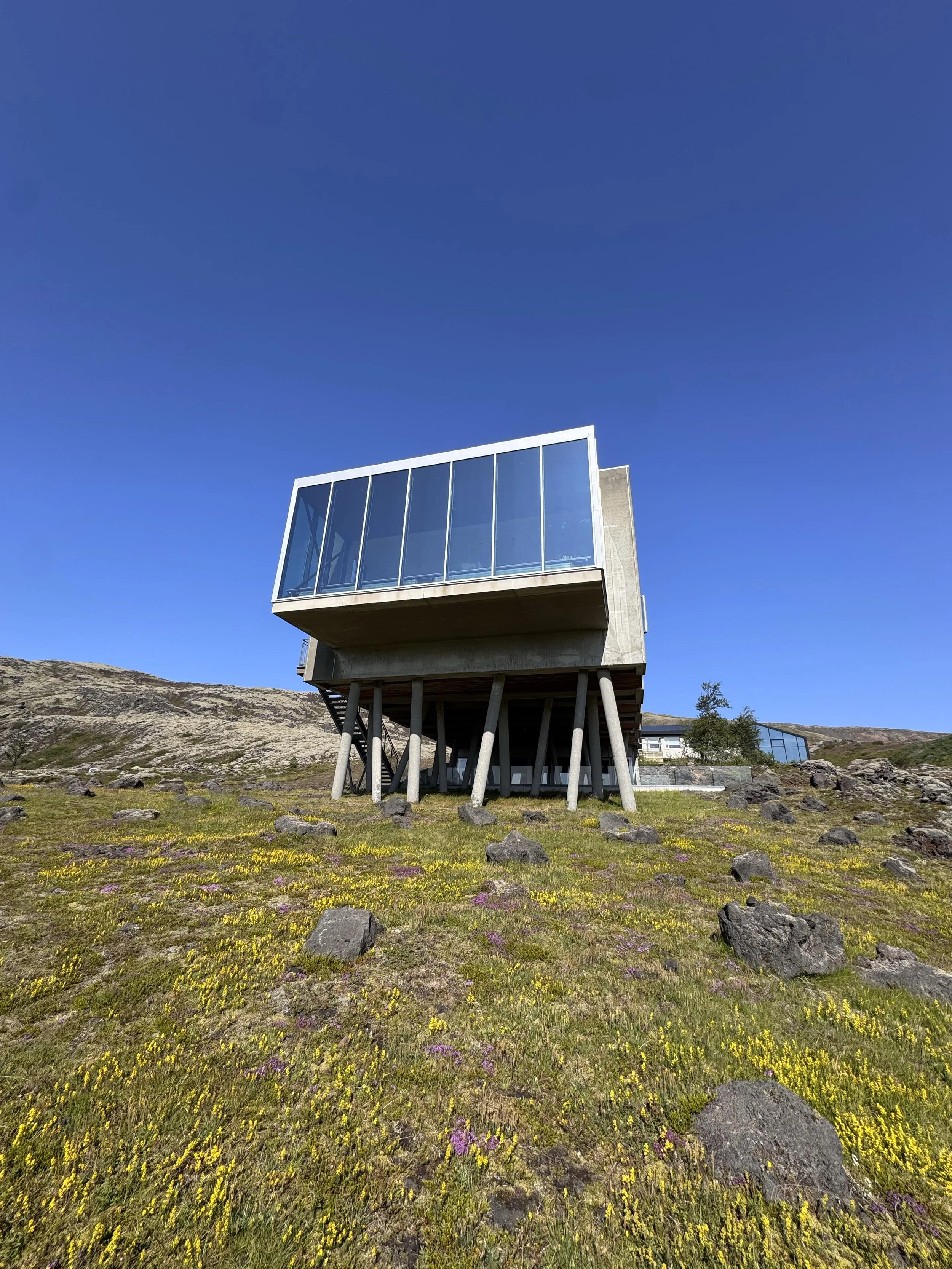 Iceland hotel | iceland luxury hotel | landscape hotel | nature hotel | room and wild | gulfoss waterfall | geisir | ion adventure hotel