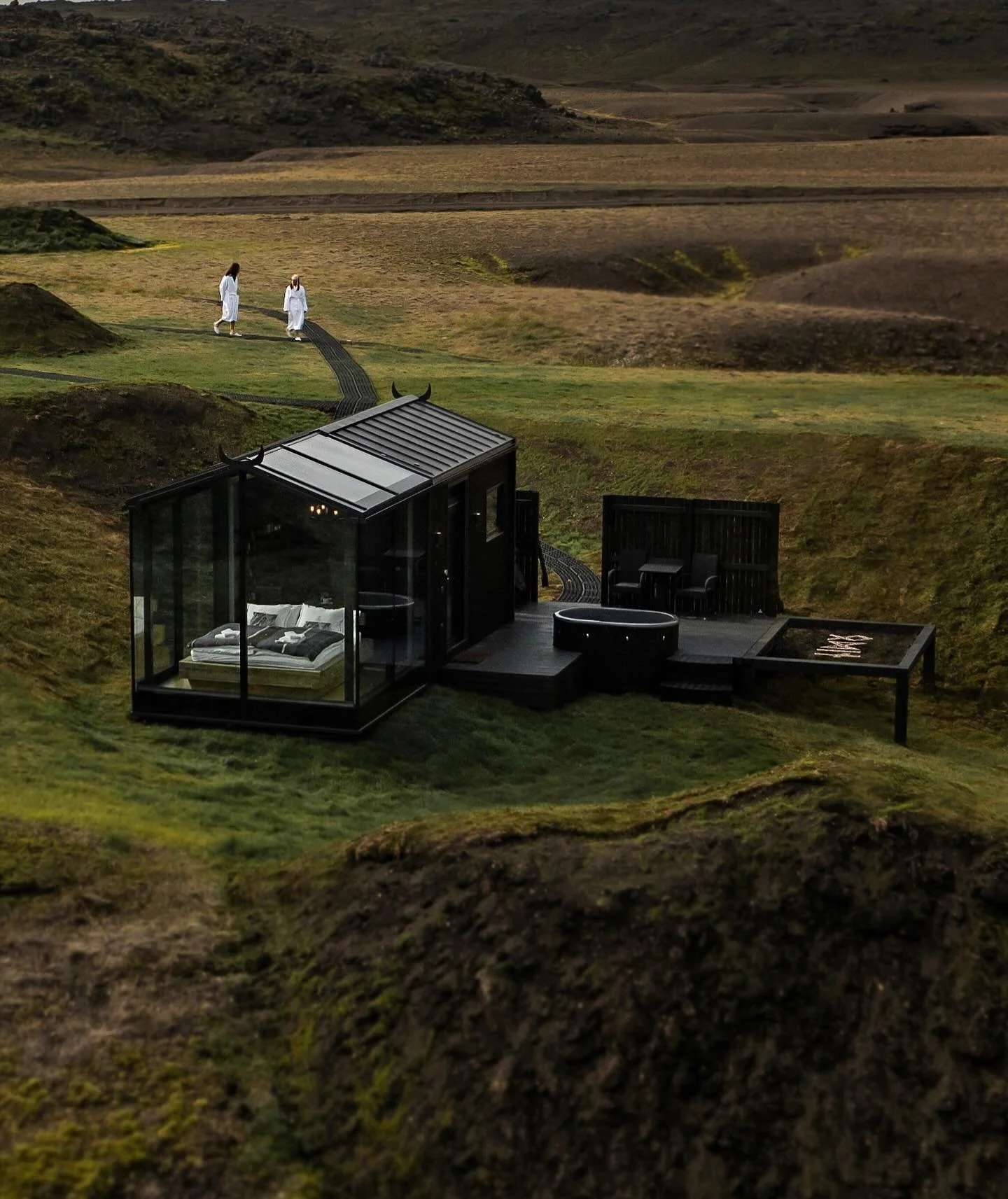 Set in Hella, in south Iceland, Panorama Glass Lodge is a single glass cabin offering true Scandinavian luxury with unparalleled privacy and uninterrupted views of the country&rsquo;s highlands and volcano Hekla. Inspired by traditional Icelandic hou