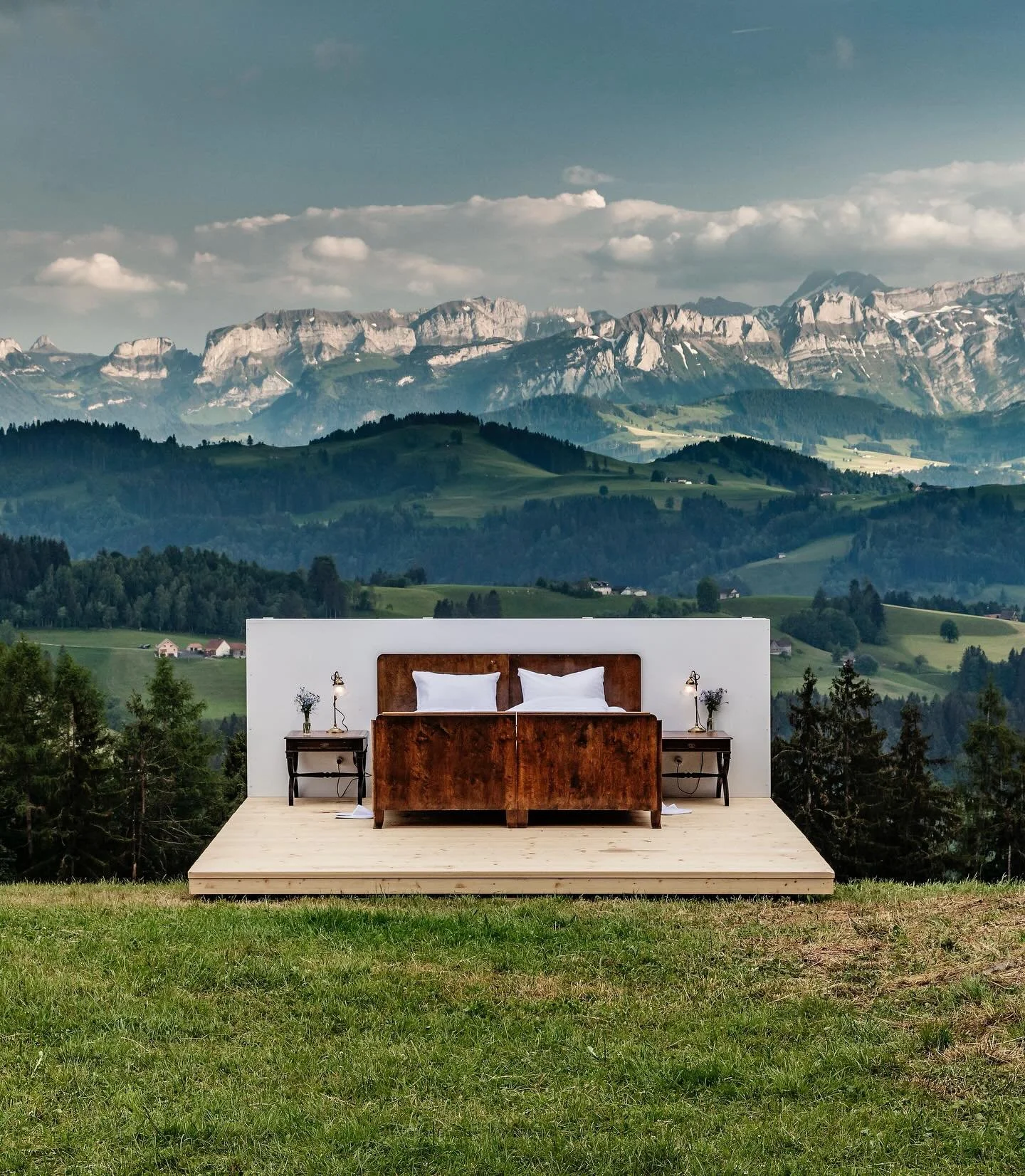 Zero Real Estate is a one-of-a-kind pop-up hotel in Toggenburg, Switzerland, launched in 2016 and born from the visionary &laquo;Null Stern Hotel&raquo; project by Swiss concept artists Frank and Patrik Riklin and collaborator Daniel Charbonnier. It 