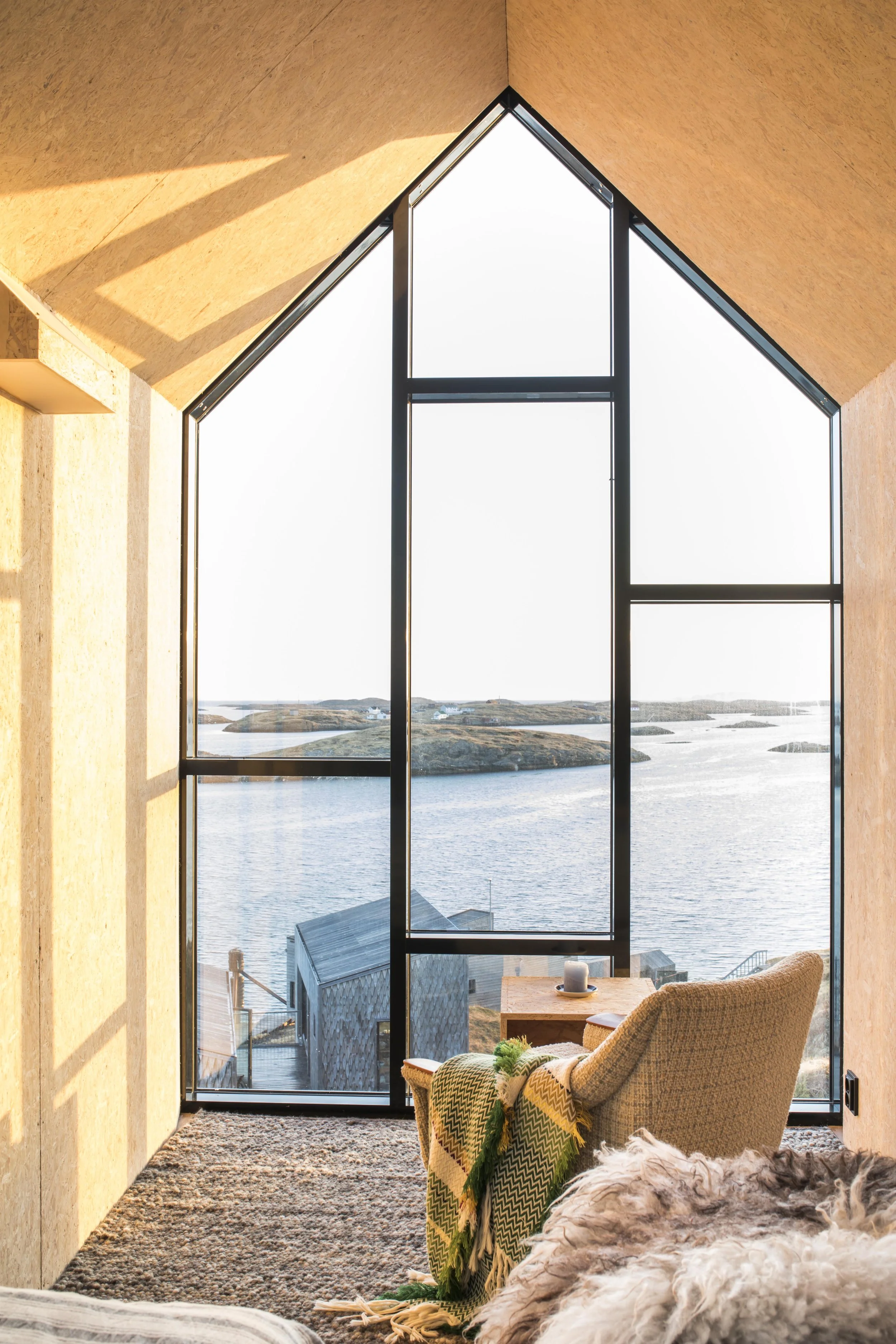 Norway Hotels | modern architecture | treehouse | Eco travel | eco hotel | adventure hotel | luxury hotel | landscape hotel | nature hotel | nature destination | room and wild | The Arctic Hideaway