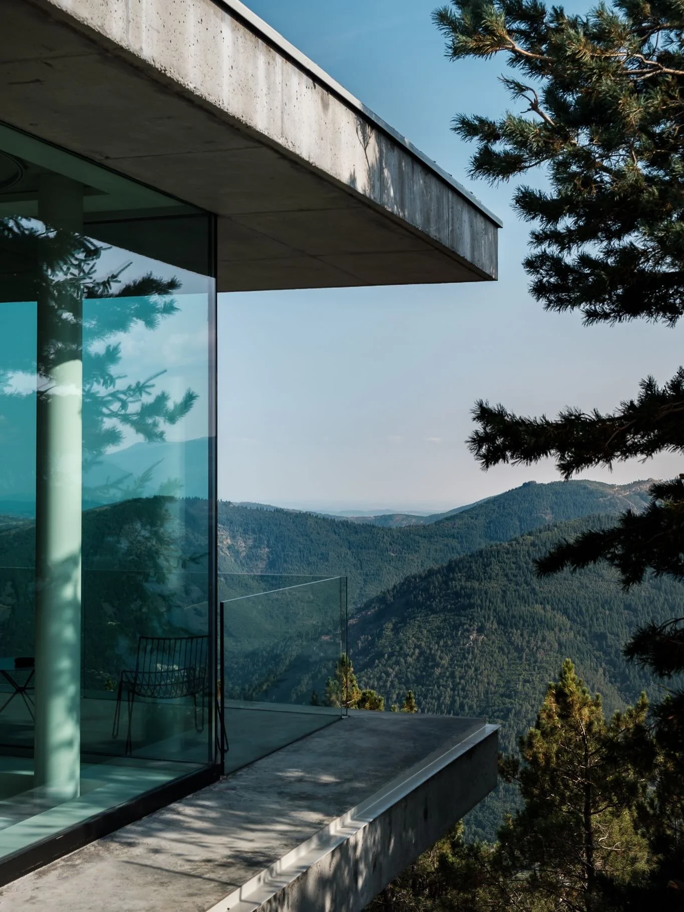 Casa de S&atilde;o Louren&ccedil;o rests within Portugal&rsquo;s Serra da Estrela mountains, where ancient granite ridges meet glacial valleys and the air carries the clean stillness of high altitude. The architecture grows from the land, a restored 