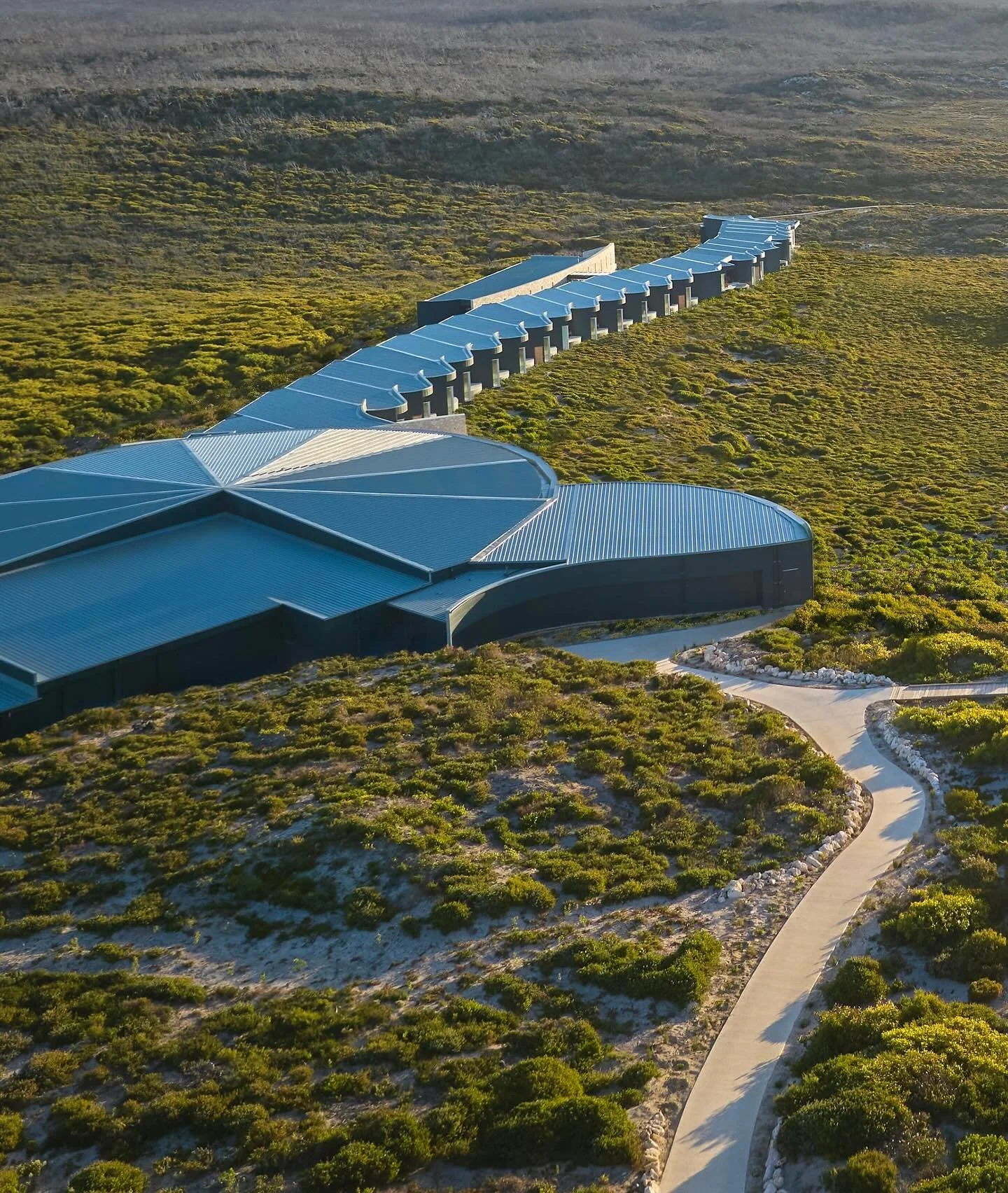 Southern Ocean Lodge occupies one of Australia&rsquo;s most elemental settings, stretched along the wild south-west edge of Kangaroo Island where the Southern Ocean arrives without apology. 

Here, limestone cliffs fall into a restless sea, winds car