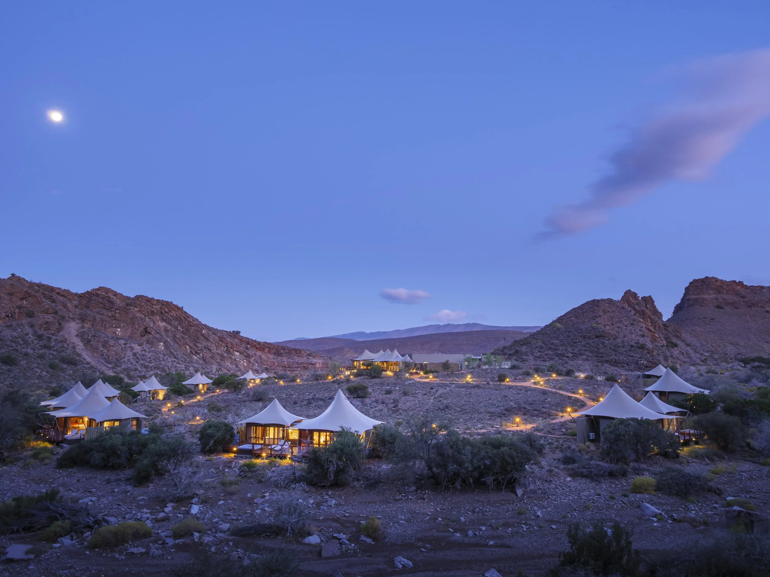 safari hotel | south africa hotel | adventure | Eco travel | eco hotel | landscape hotel | nature hotel | nature destination | room and wild | luxury hotel | conservation | Sanbona Wildlife Reserve