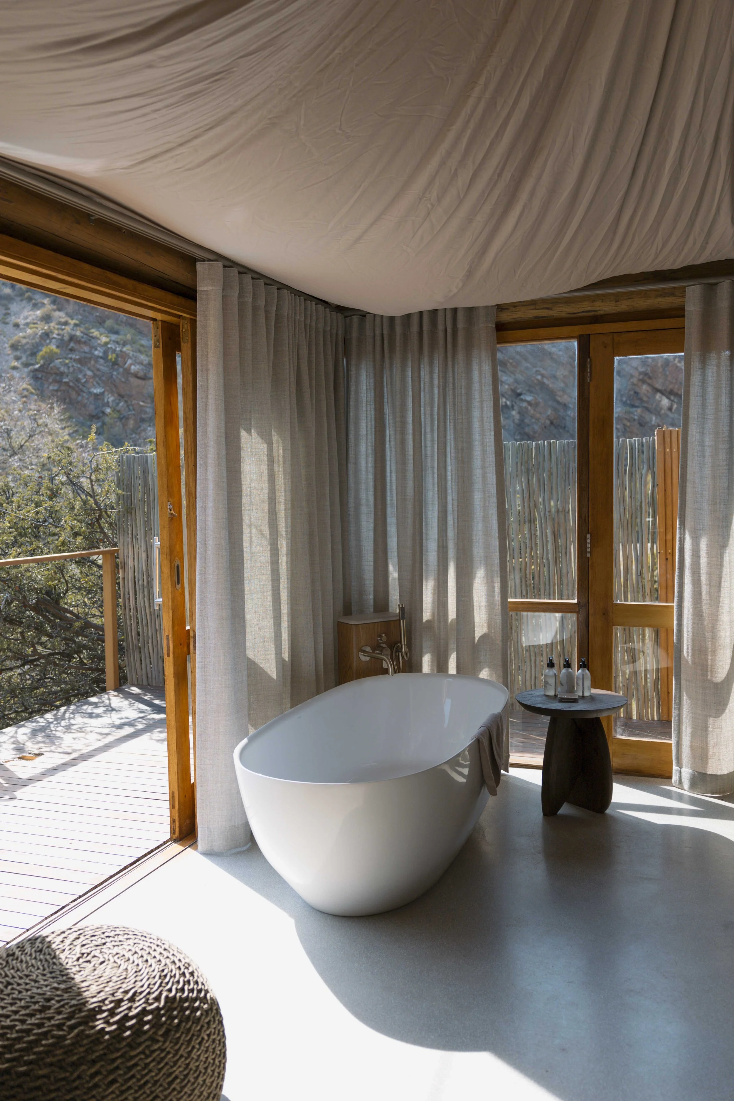 safari hotel | south africa hotel | adventure | Eco travel | eco hotel | landscape hotel | nature hotel | nature destination | room and wild | luxury hotel | conservation | Sanbona Wildlife Reserve