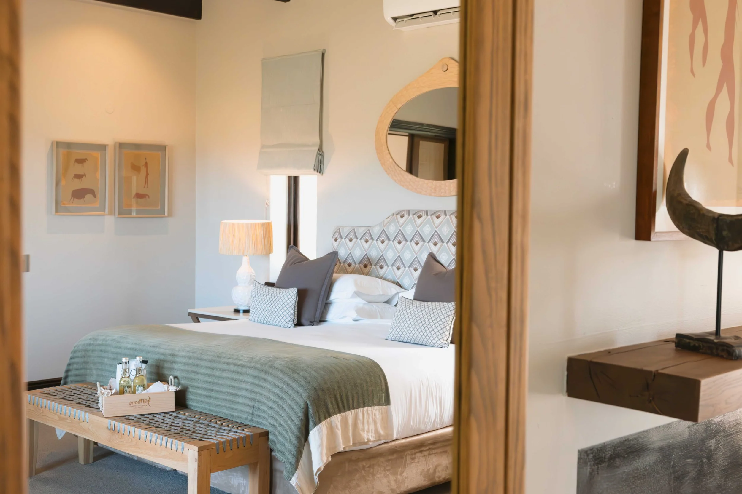 safari hotel | south africa hotel | adventure | Eco travel | eco hotel | landscape hotel | nature hotel | nature destination | room and wild | luxury hotel | conservation | Sanbona Wildlife Reserve