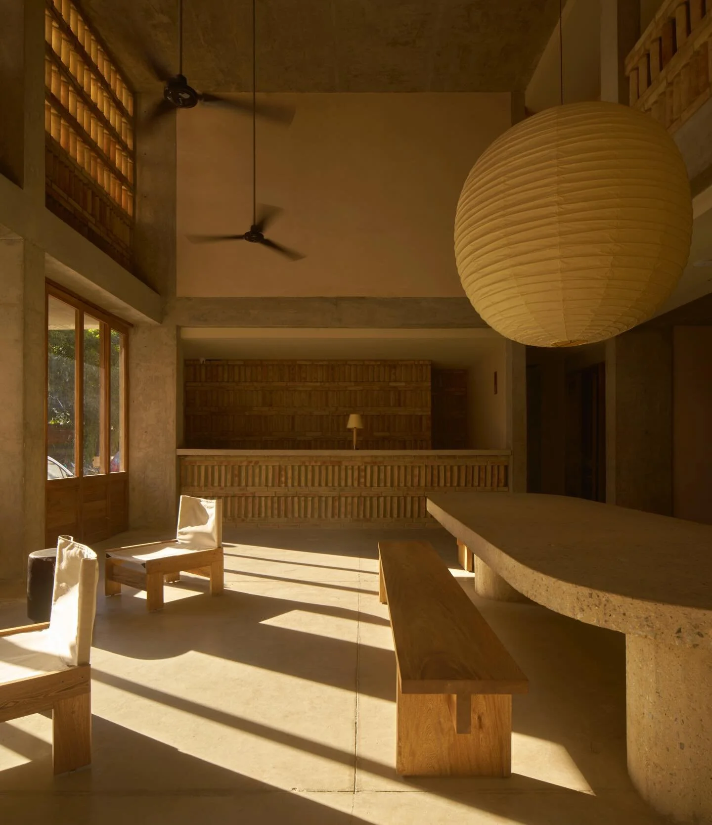 In Puerto Escondido, where the Oaxacan coast shifts between jungle density and open Pacific horizon, Hotel Humano unfolds as a study in calm, climate, and conscious design. 

Architecture is clean and elemental, defined by concrete, wood, and generou