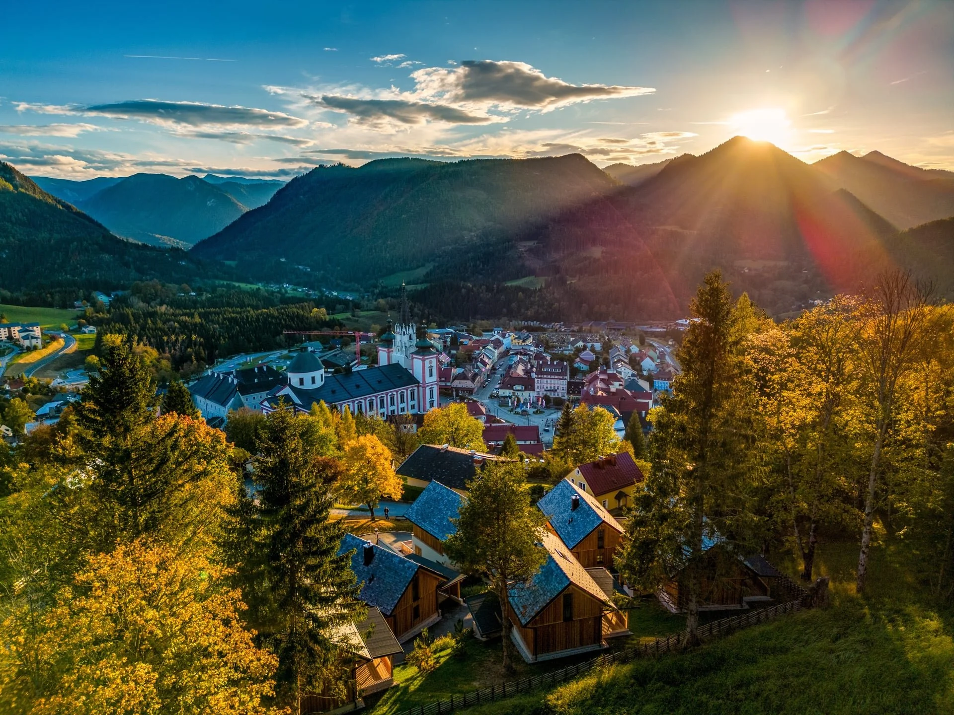 Alpine Hotel | Austria Hotel | Eco travel | eco hotel | adventure hotel | landscape hotel | nature hotel | nature destination | room and wild | Mariazell hotel | Erlaufsee | chalet | Monte Styria 