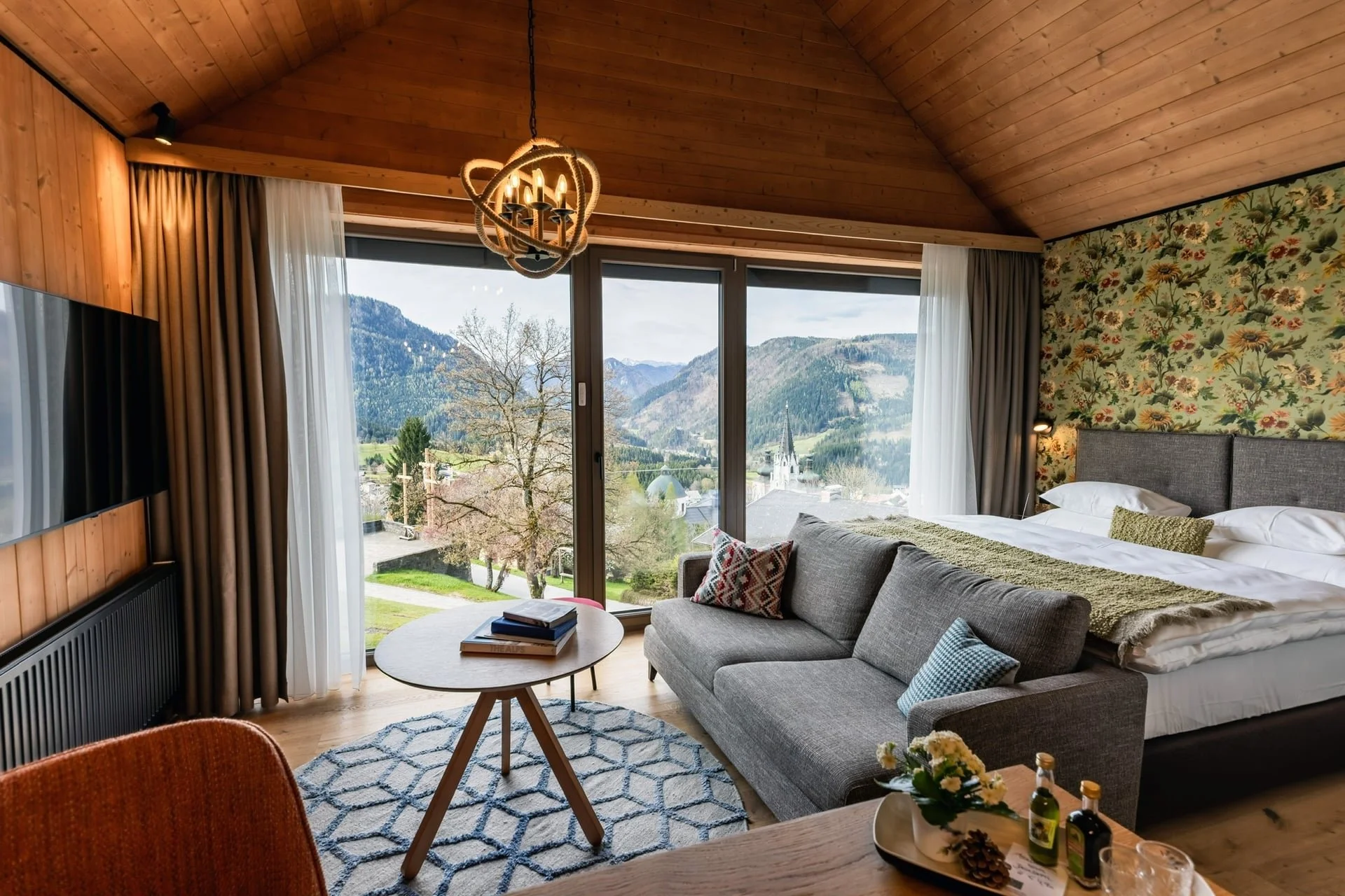Alpine Hotel | Austria Hotel | Eco travel | eco hotel | adventure hotel | landscape hotel | nature hotel | nature destination | room and wild | Mariazell hotel | Erlaufsee | chalet | Montestyria 