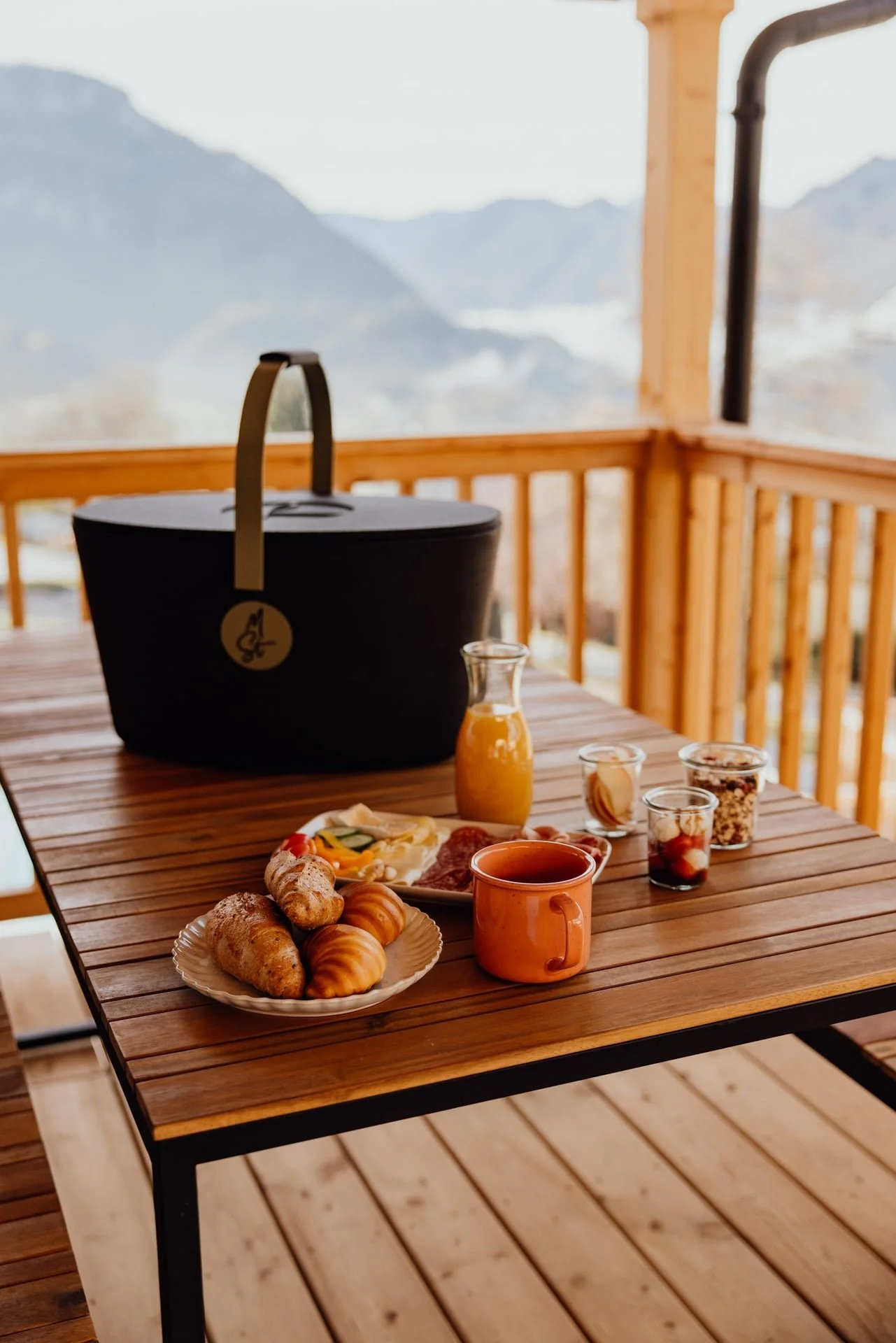 Alpine Hotel | Austria Hotel | Eco travel | eco hotel | adventure hotel | landscape hotel | nature hotel | nature destination | room and wild | Mariazell hotel | Erlaufsee | chalet | Montestyria 