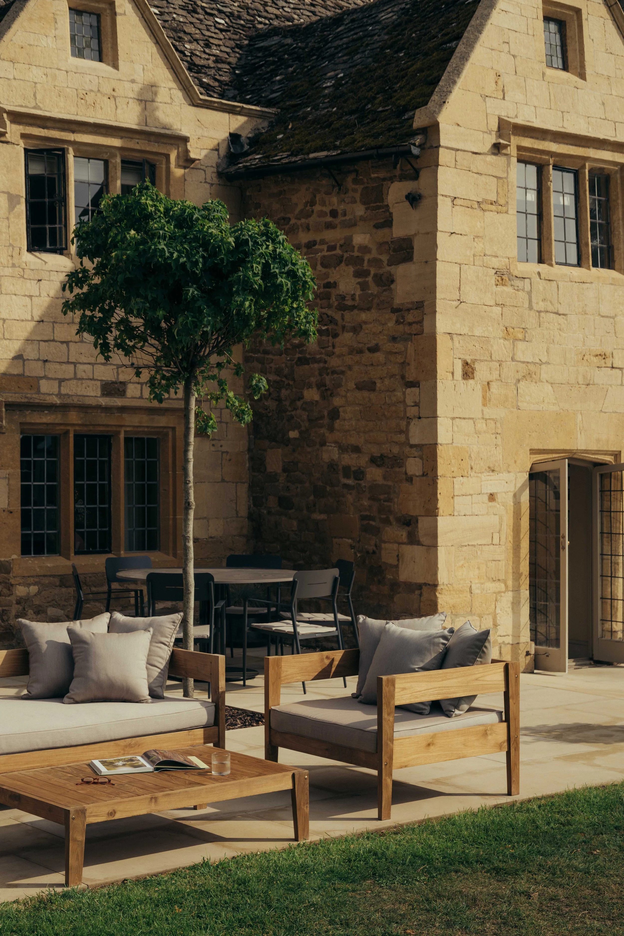 UK Country Hotel | Cotswolds Hotel | England Hotel | Slow Travel | Eco travel | eco hotel | landscape hotel | nature hotel | nature destination | room and wild | Hyll Hotel