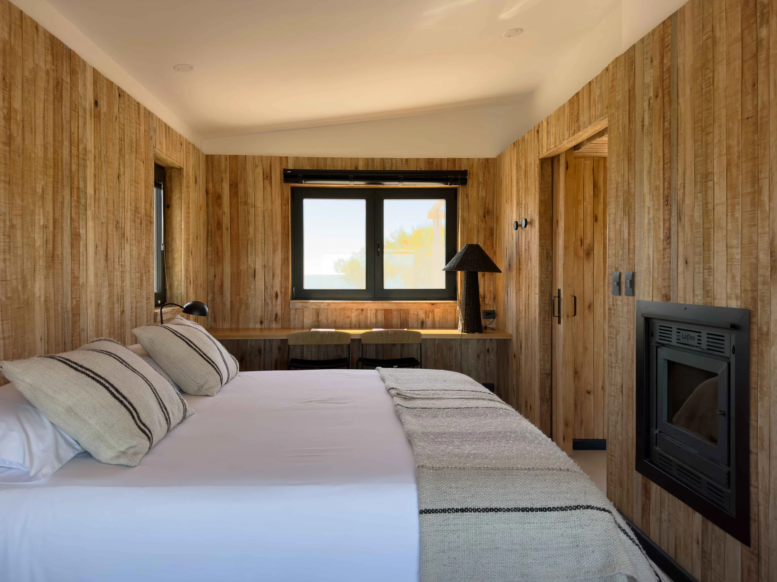 Argentina Hotels | Adventure Hotels | Wildlife reserve | Nature Hotels | Eco travel | eco luxury | nature destination | Landscape Hotels | Patagonia hotels | Penguin colonies | Bahia Bustamente Lodge