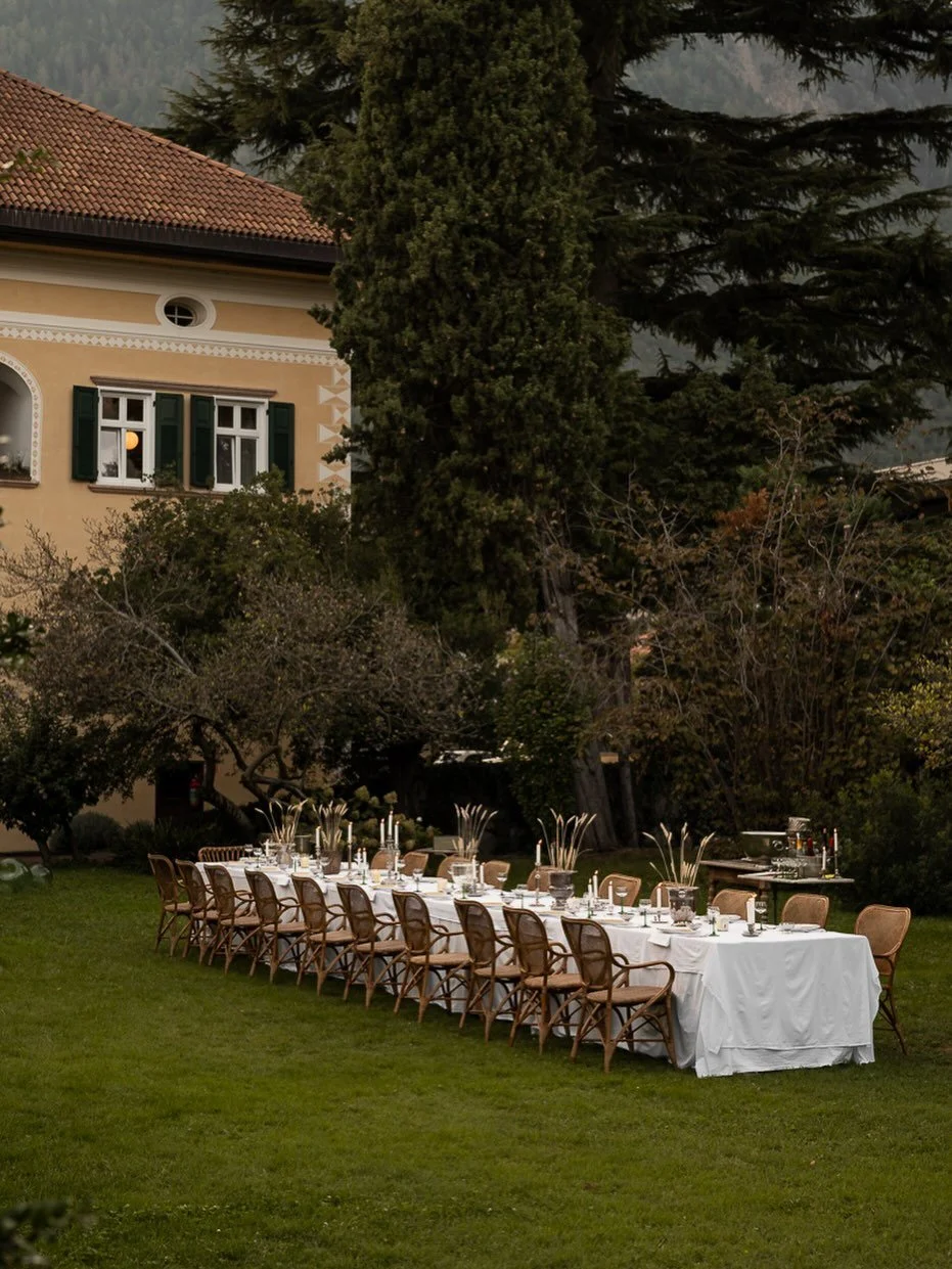 Set within an orchard-framed pocket of South Tyrol in northern Italy, Villa Arnica carries the quiet rhythm of a summer that unfolds slowly and deliberately. The house feels lived in rather than styled, where vintage furniture, linen textures, and sh