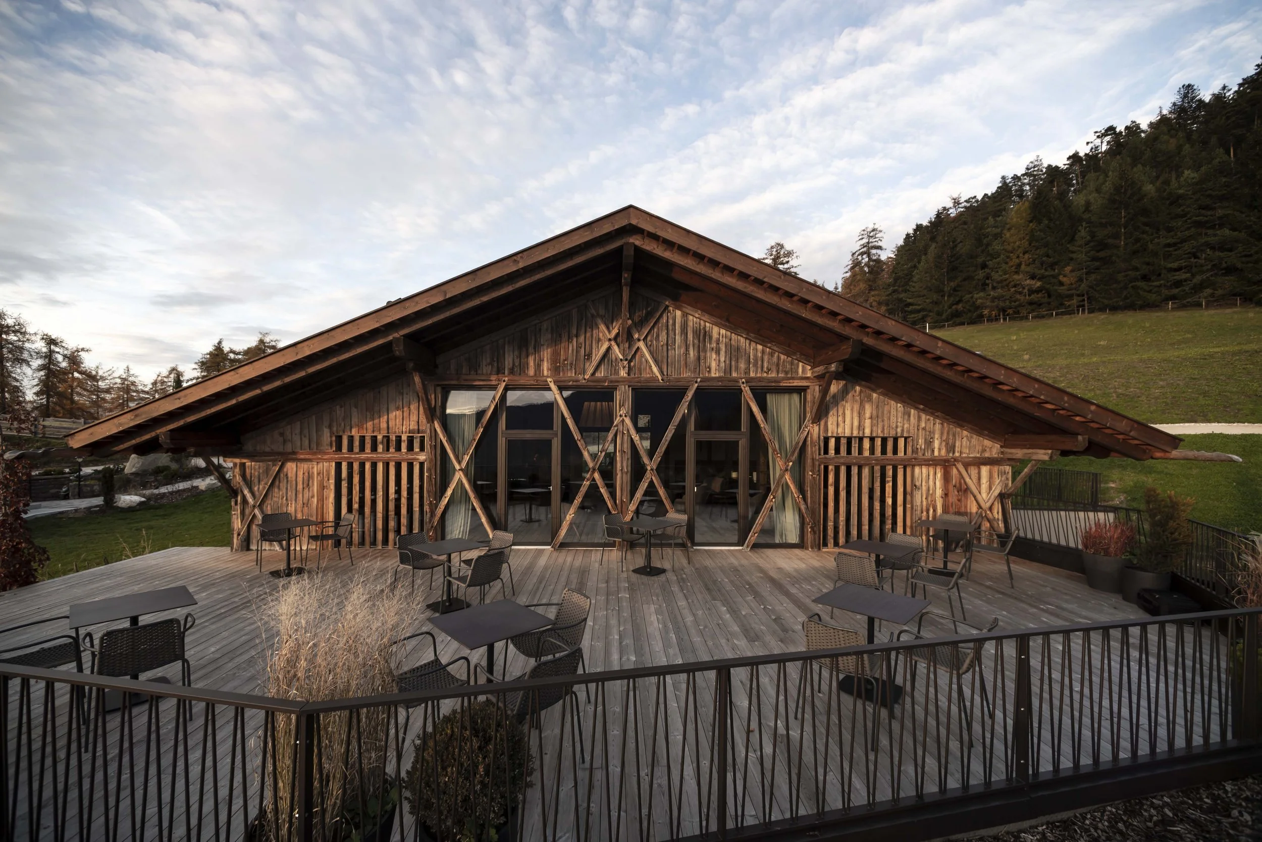 Dolomites Hotels | South Tyrol Hotels | Eco travel | eco hotel | landscape hotel | nature hotel | nature destination | room and wild | Schlern-Rosengarten | Alpe di Siusi | Lake Carezza | Gfell Hotel
