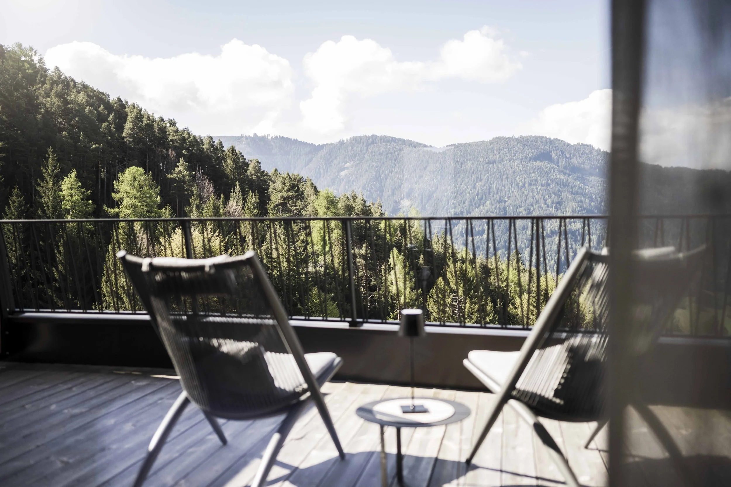 Dolomites Hotels | South Tyrol Hotels | Eco travel | eco hotel | landscape hotel | nature hotel | nature destination | room and wild | Schlern-Rosengarten | Alpe di Siusi | Lake Carezza | Gfell Hotel