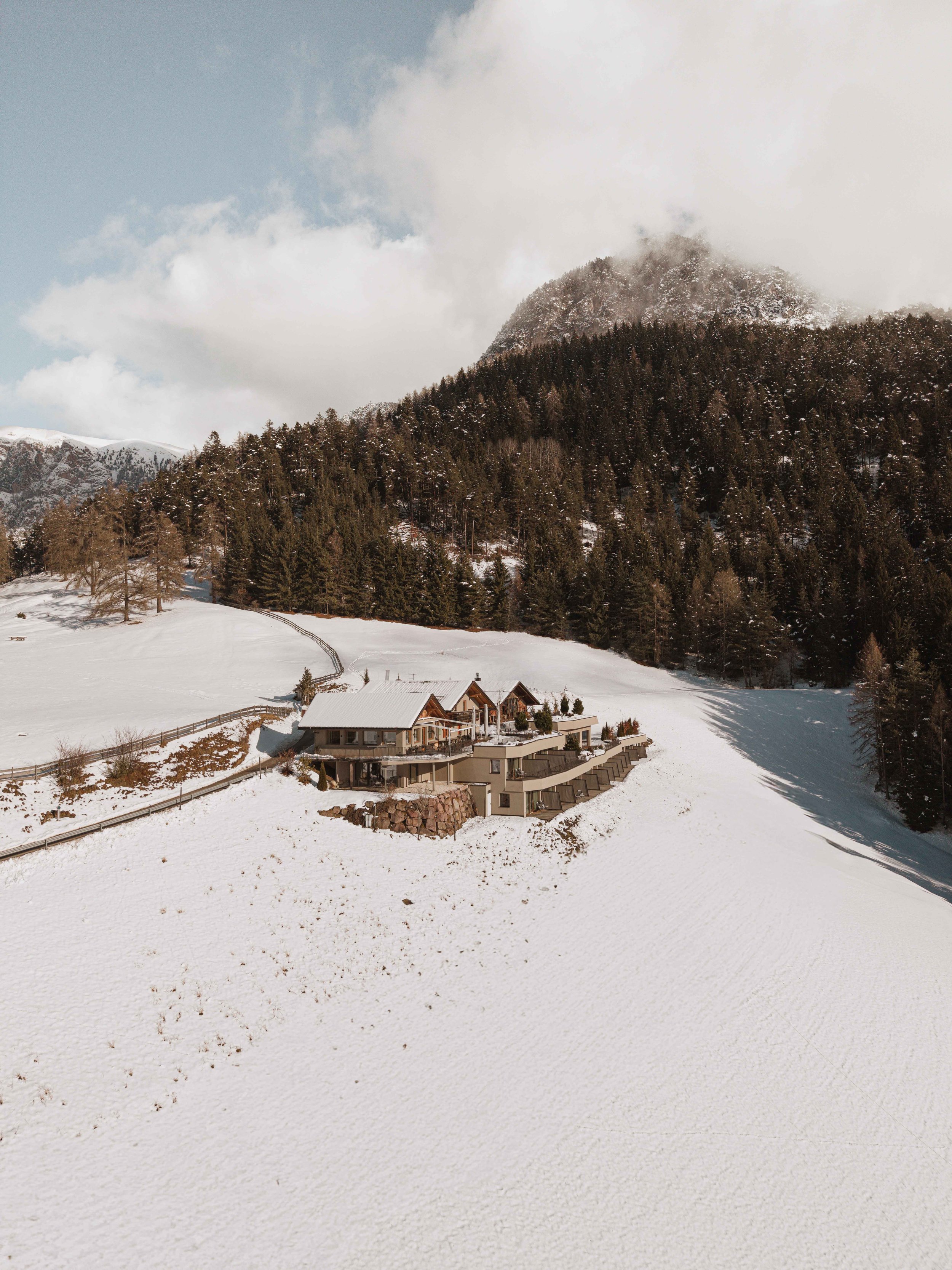 Dolomites Hotels | South Tyrol Hotels | Eco travel | eco hotel | landscape hotel | nature hotel | nature destination | room and wild | Schlern-Rosengarten | Alpe di Siusi | Lake Carezza | Gfell Hotel