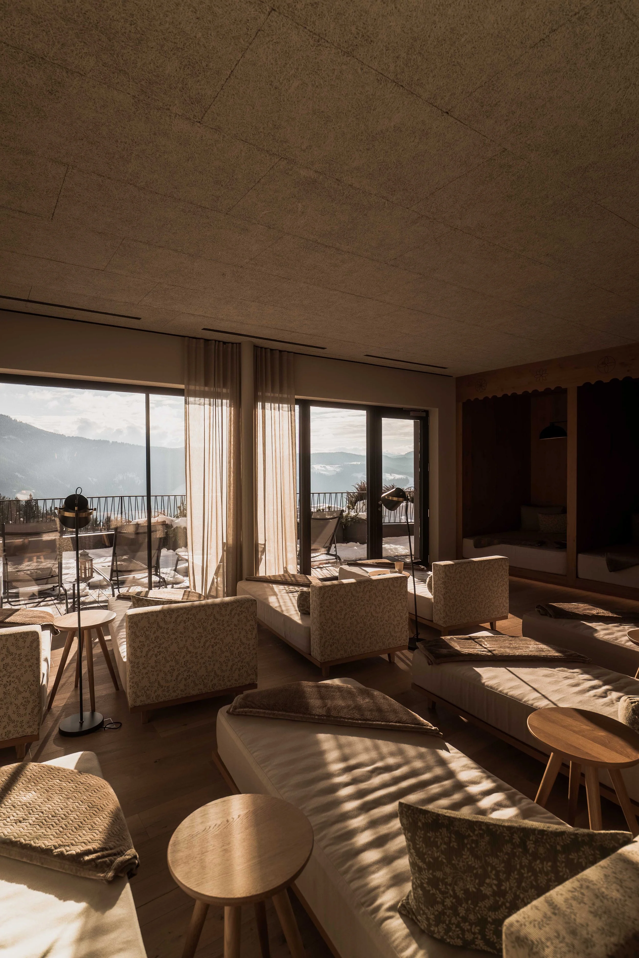 Dolomites Hotels | South Tyrol Hotels | Eco travel | eco hotel | landscape hotel | nature hotel | nature destination | room and wild | Schlern-Rosengarten | Alpe di Siusi | Lake Carezza | Gfell Hotel