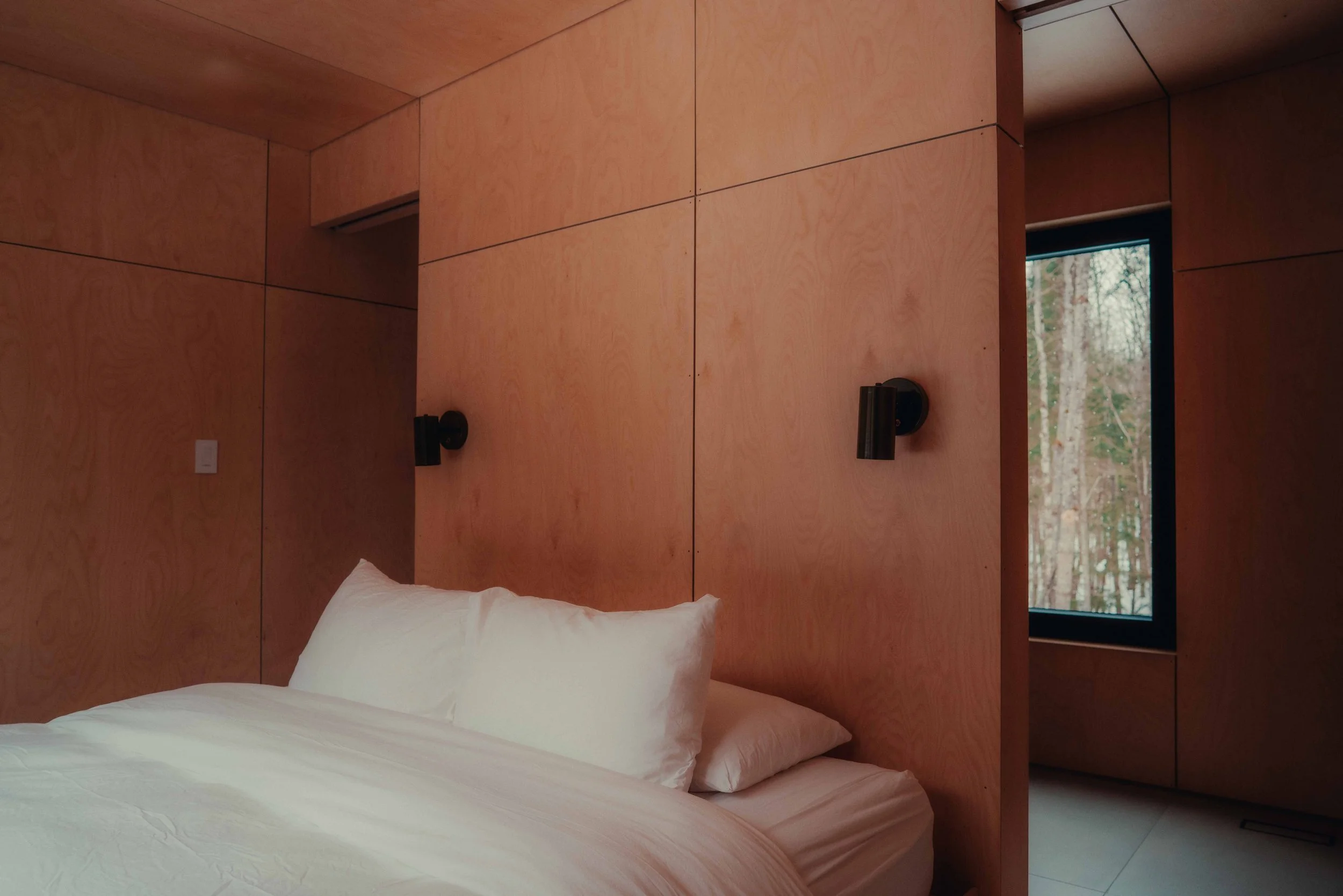 Treehouse Hotels | Canada Hotels | Eco travel | eco hotel | Slow travel | landscape hotel | nature hotel | nature destination | room and wild | Ontario boutique Hotel | Fort Treehouse Co.