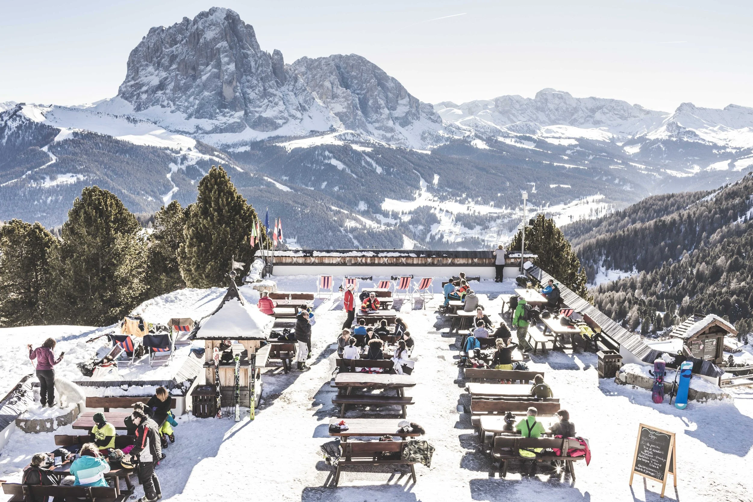 Italy Hotel | Ski Hotel | Val Gardena |  UNESCO | Eco travel | eco hotel | landscape hotel | nature hotel | nature destination | room and wild | Col Raiser Dolomites Hotel | Almhotel Col Raiser 