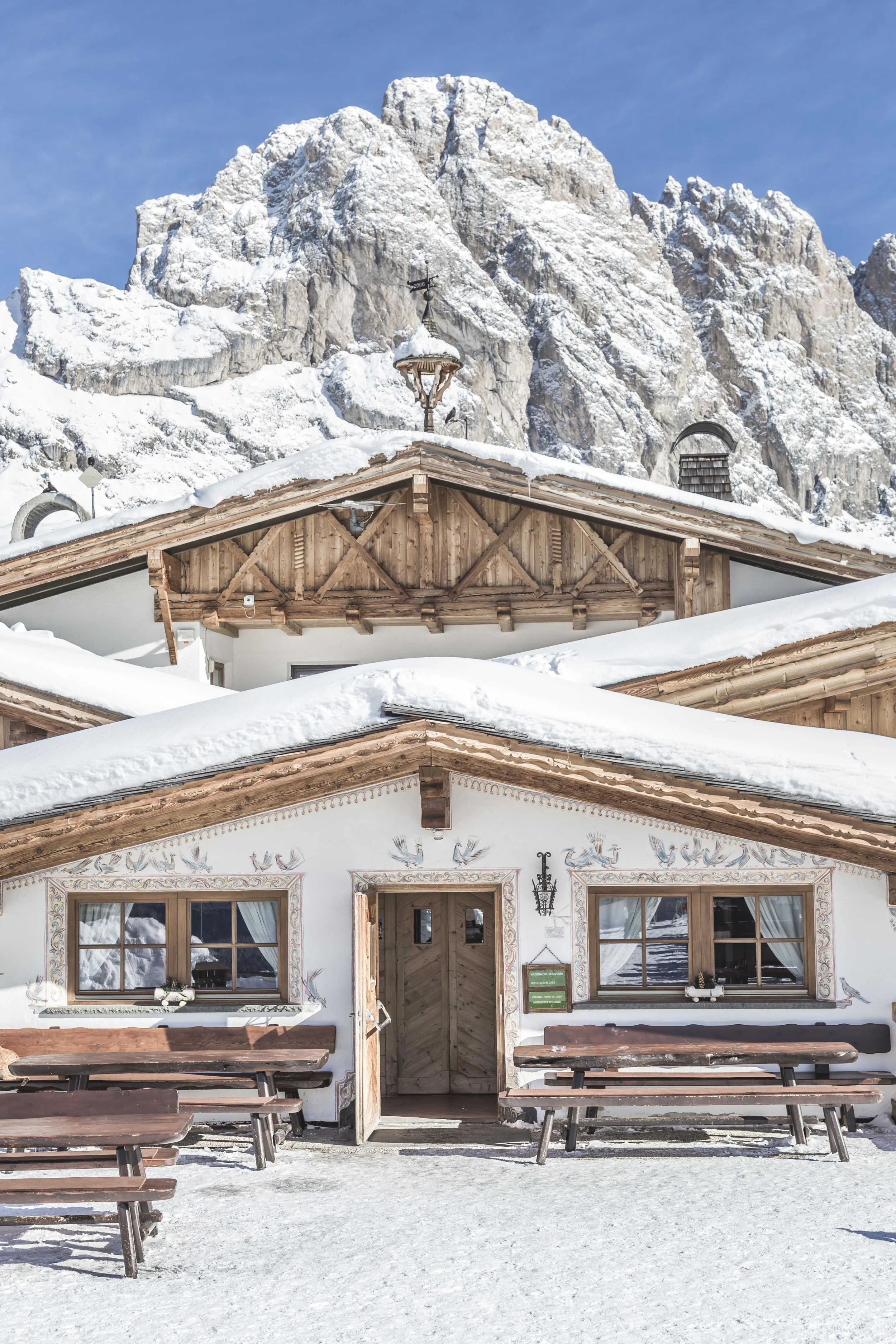 Italy Hotel | Ski Hotel | Val Gardena |  UNESCO | Eco travel | eco hotel | landscape hotel | nature hotel | nature destination | room and wild | Col Raiser Dolomites Hotel | Almhotel Col Raiser 