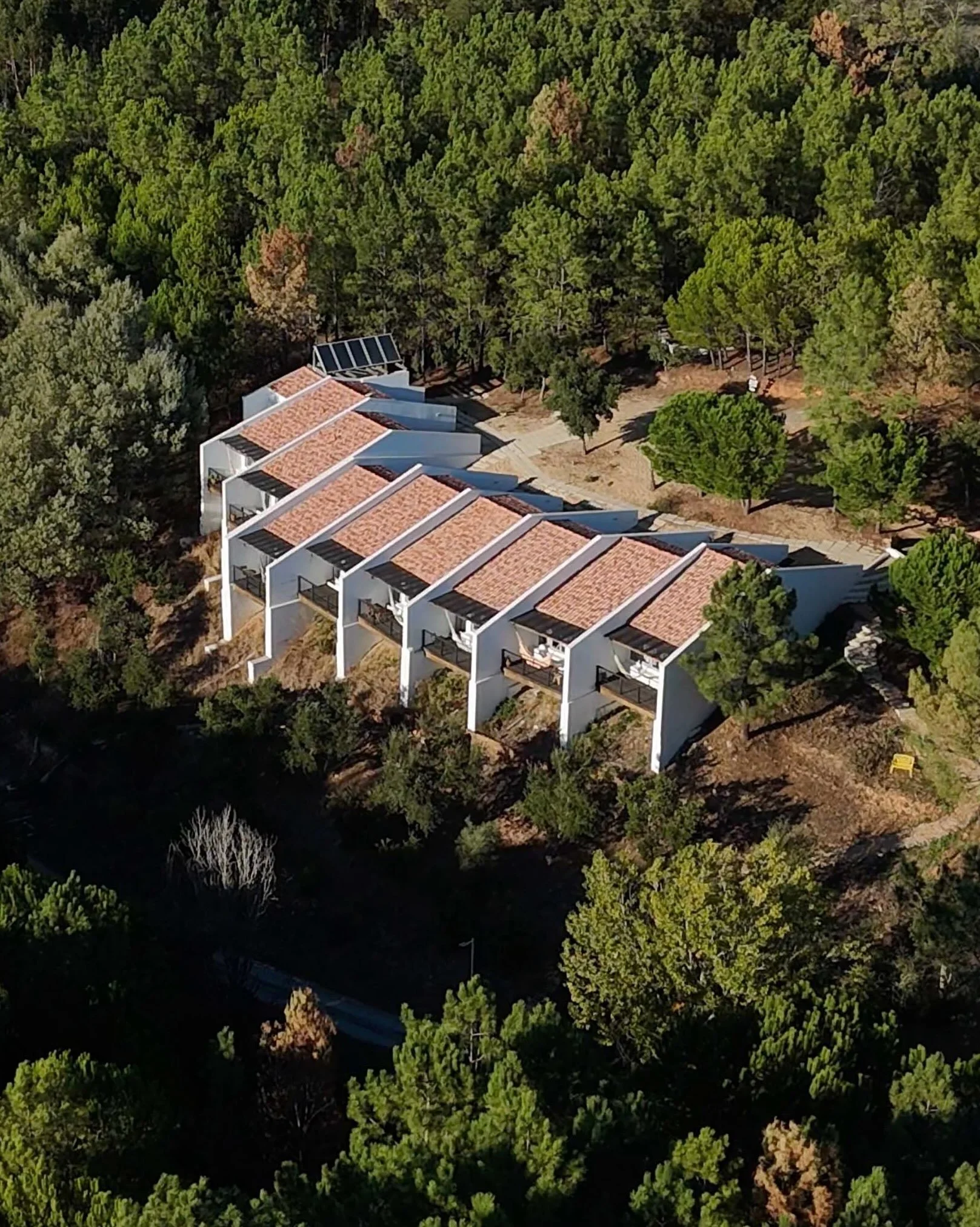 Set on four hectares of private forest in Cercal do Alentejo, Quinta Camarena offers a peaceful rural sanctuary at the gateway to the Vicentine Coast Natural Park&mdash;one of Europe&rsquo;s most protected and least-visited Atlantic coastlines. The l