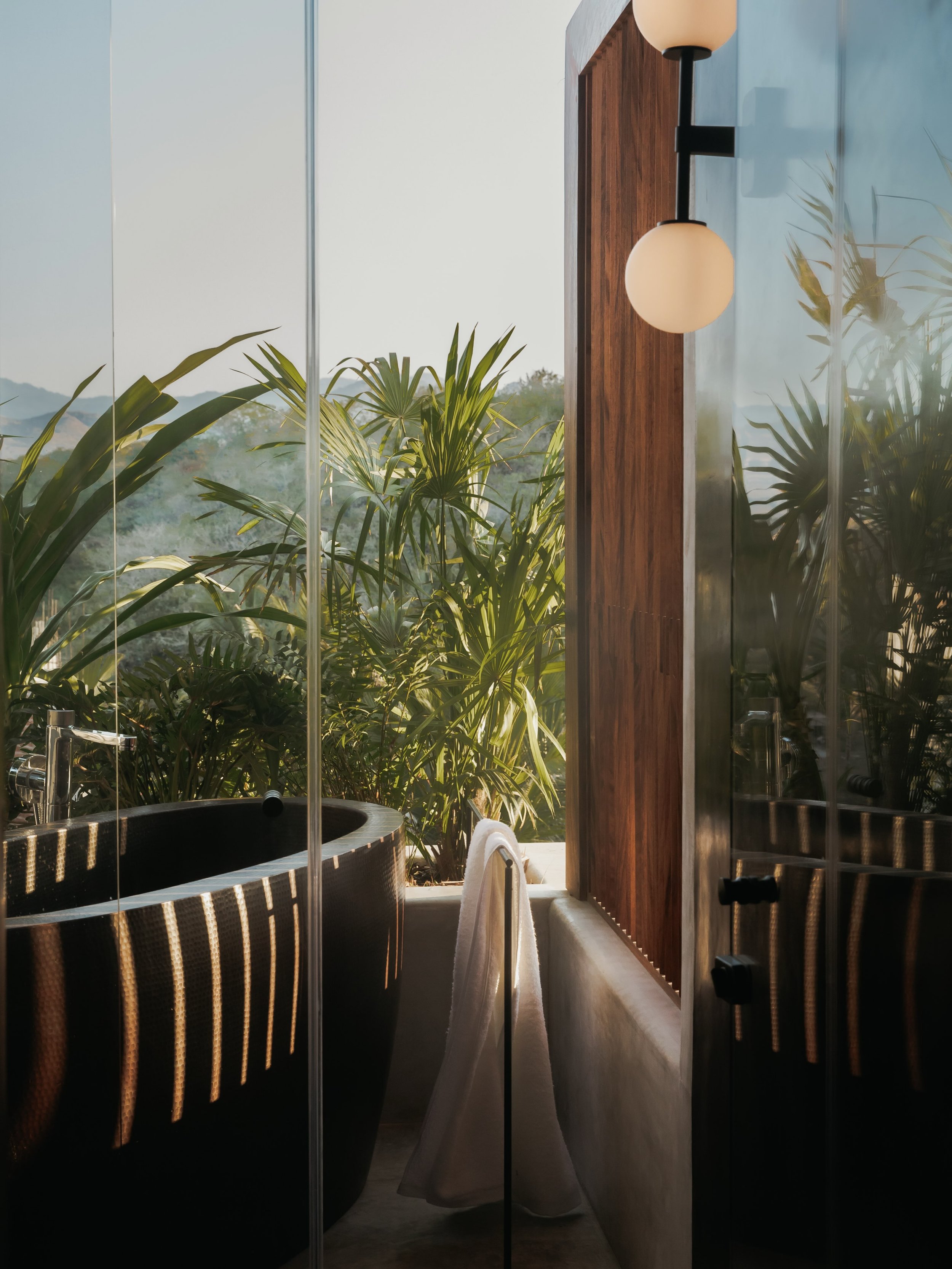 Situated along a quiet, sun-drenched stretch of Mexico&rsquo;s Pacific coast near Zihuatanejo, MUSA emerges as a visionary conscious community where untamed nature and modern design exist in seamless dialogue. Conceived as a regenerative biosphere an