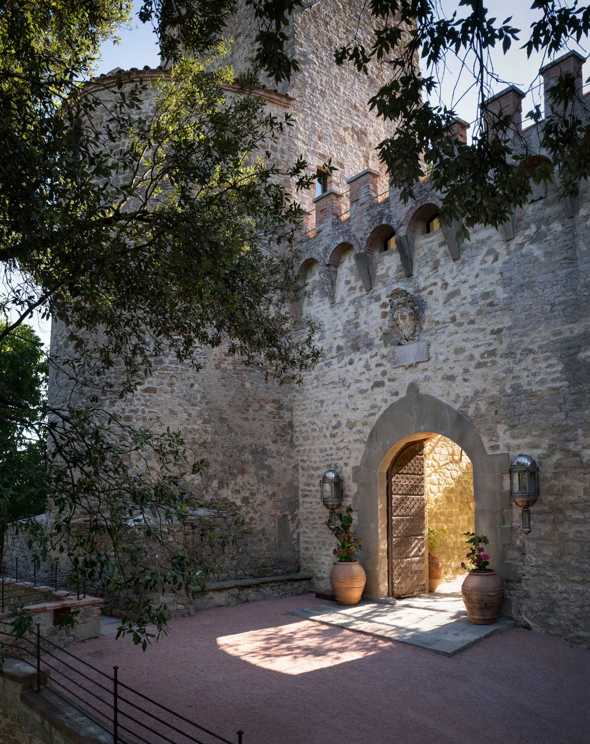 Castle Hotels | Italy Boutique Hotel | Umbria Hotel | Tuscany Hotel |  Agriturismo | Eco travel | eco hotel | landscape hotel | nature hotel | nature destination | room and wild | Reschio Umbria