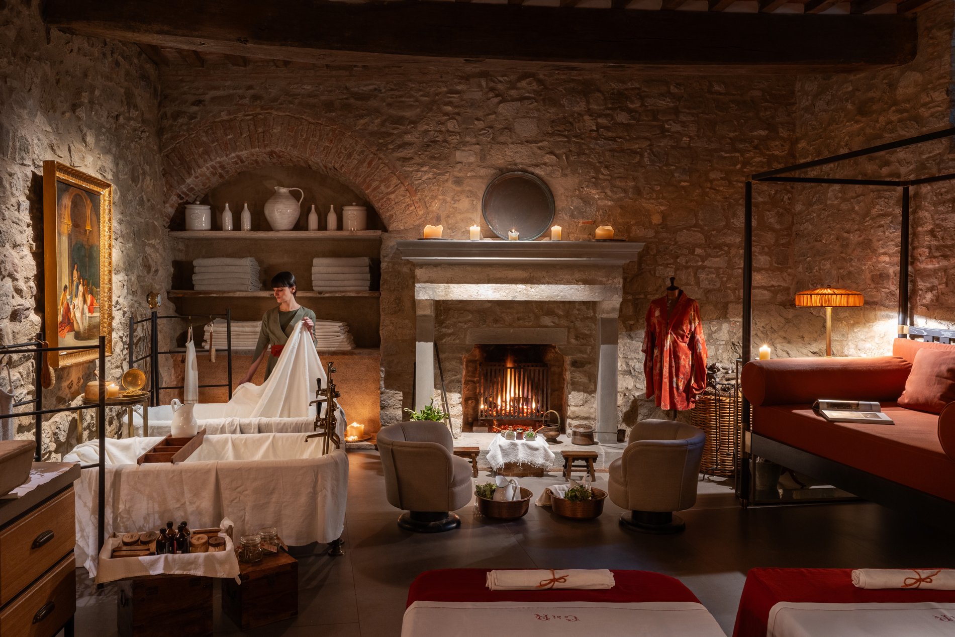 Castle Hotels | Italy Boutique Hotel | Umbria Hotel | Tuscany Hotel |  Agriturismo | Eco travel | eco hotel | landscape hotel | nature hotel | nature destination | room and wild | Reschio Umbria
