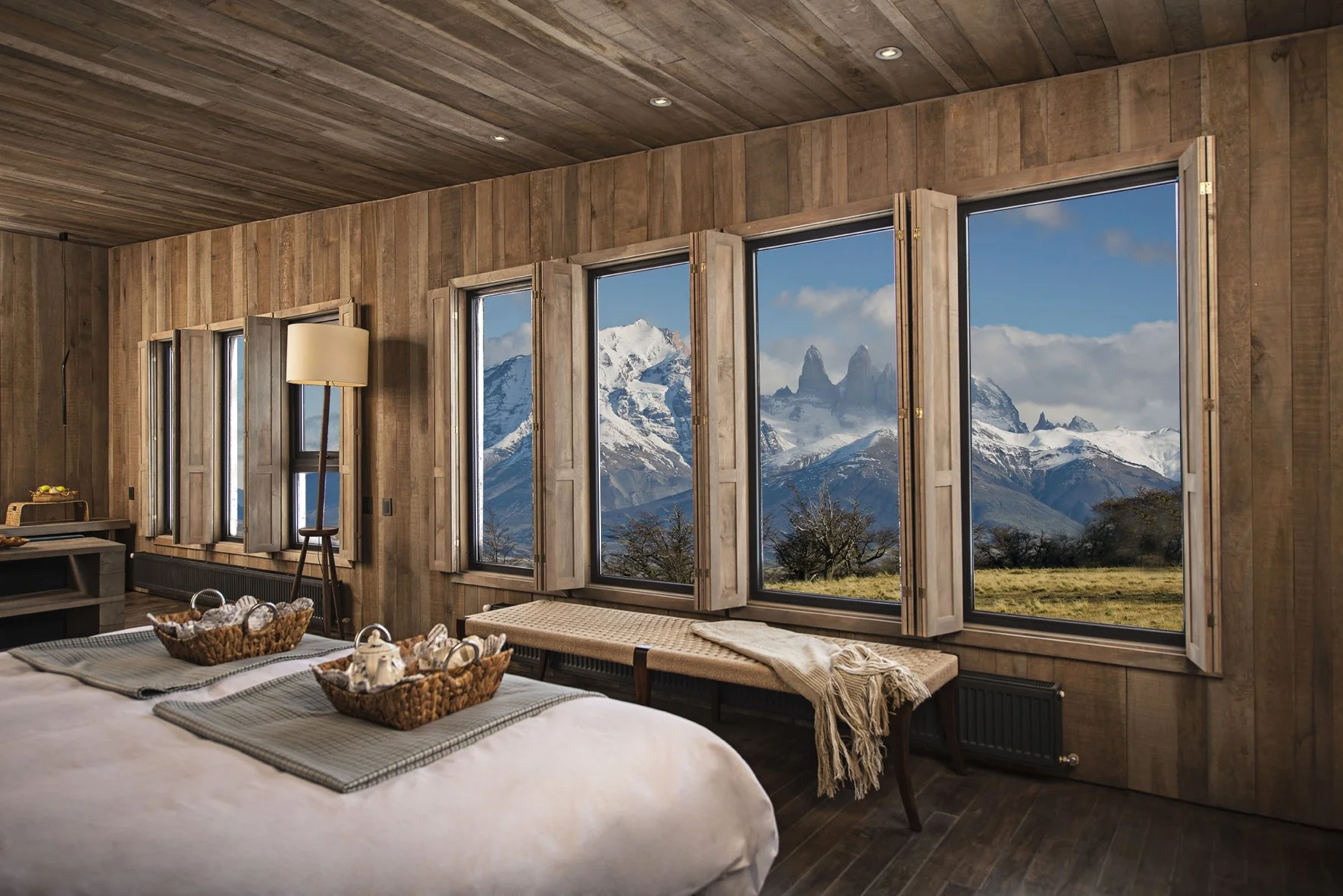 Adventure Travel | Wildlife Photography | landscape Photography | Slow travel | Eco travel | eco hotel  | landscape hotel | nature hotel | nature destination | room and wild | Chile luxury Hotel | Torres del Paine | Awasi Patagonia