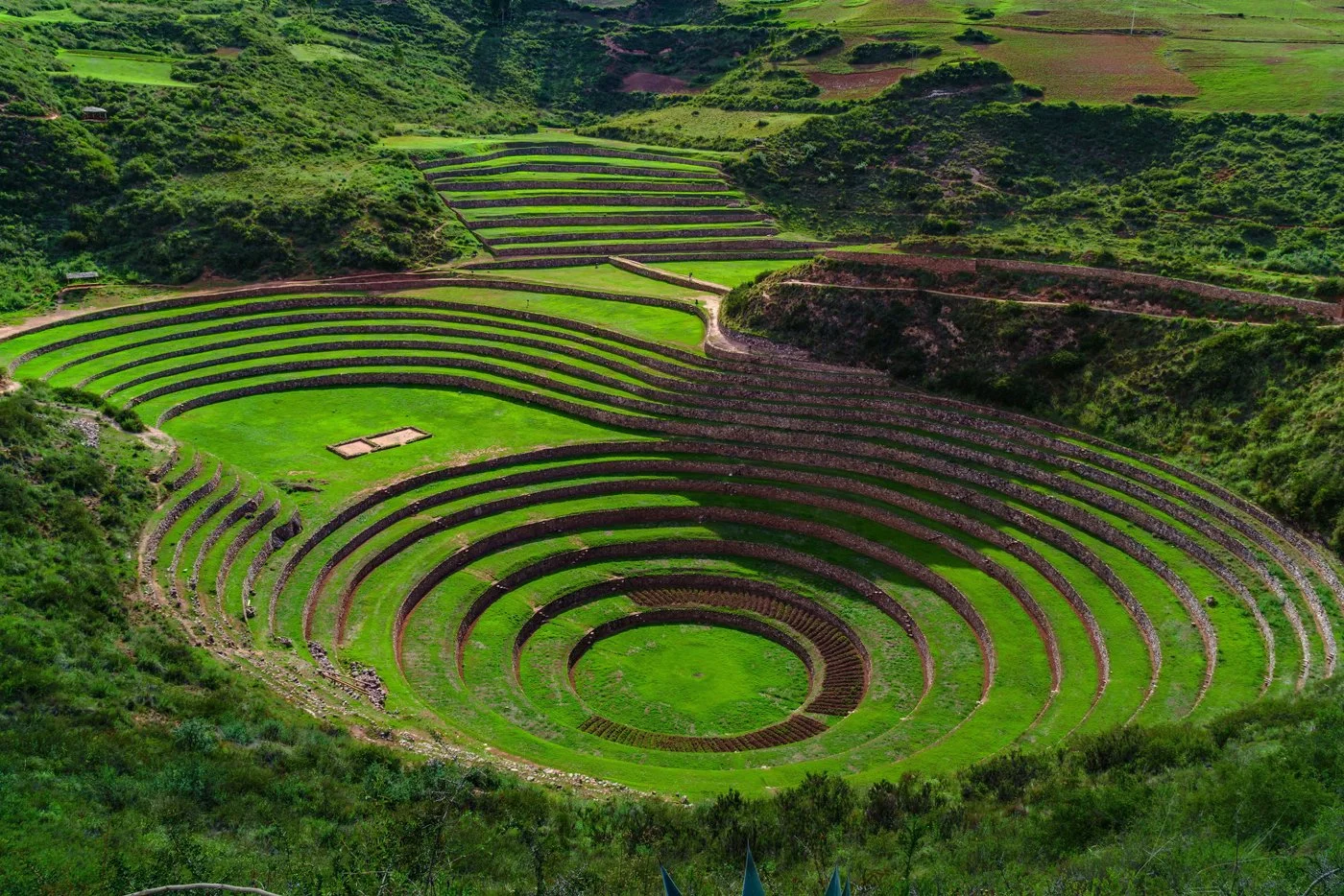 Fabio Florido | sound healing | vibroacoustic therapy | sound therapy | wellness | mindfullness | sound bath | Eco travel | eco hotel | Slow travel | landscape hotel | nature hotel | nature destination | room and wild naturals