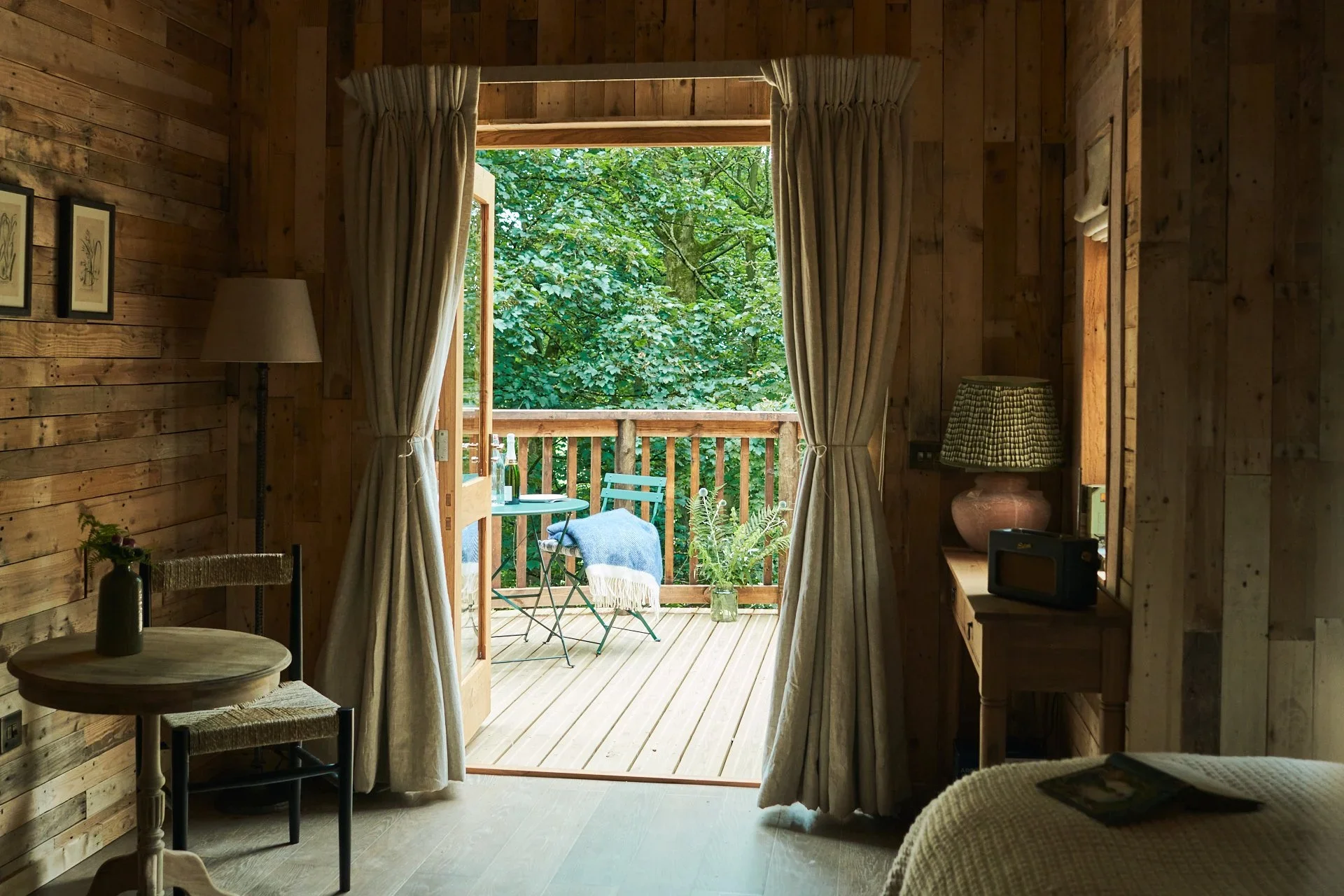 Treehouse Hotels | England Hotels | Eco travel | eco hotel | Slow travel | landscape hotel | nature hotel | nature destination | room and wild | england boutique Hotel | English Countryside | Wildhive Callow Hall