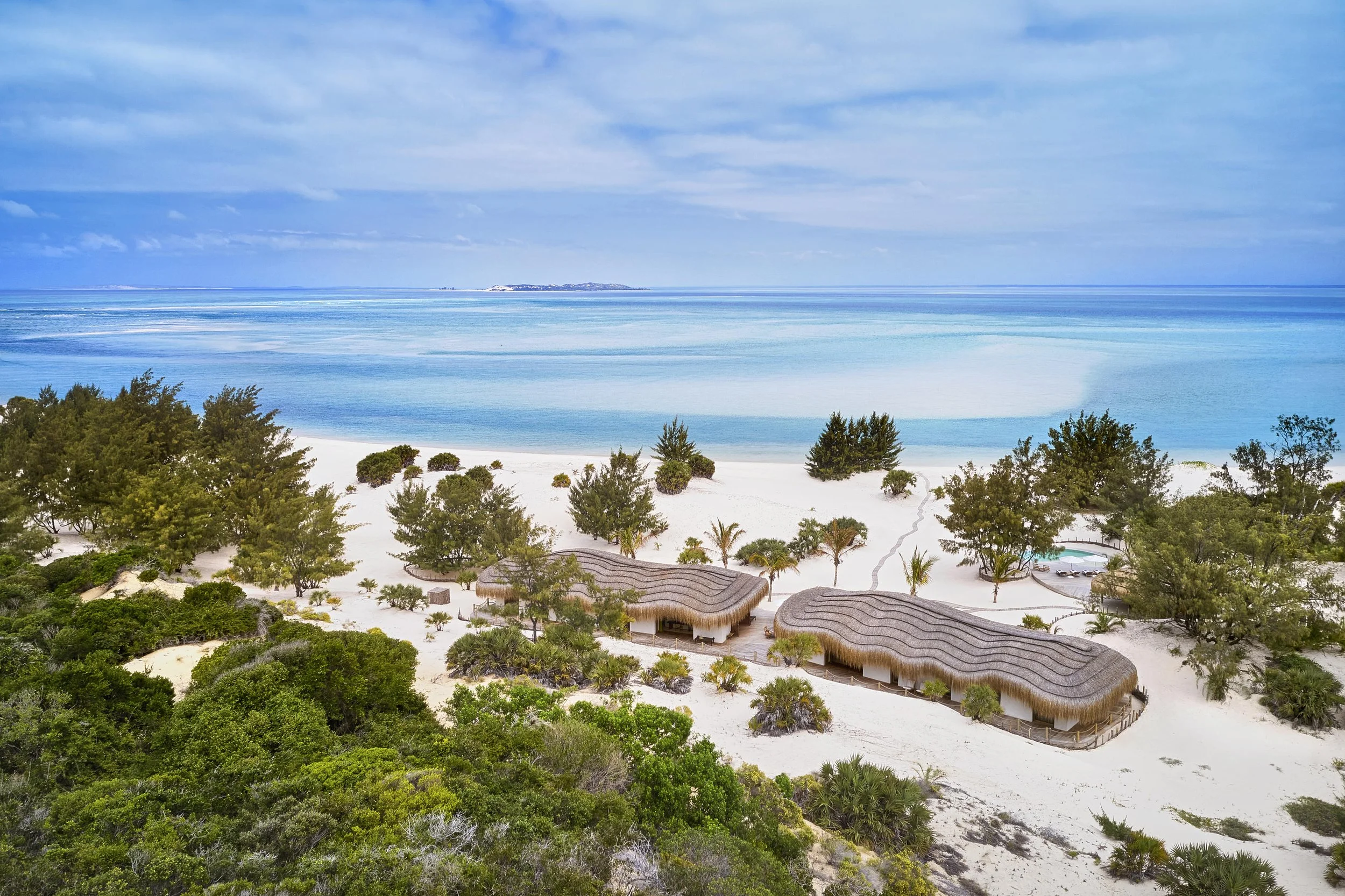 Island Hotels | Slow Living | Sand Dunes | Destination Wedding | Nature Hotels | Eco travel | eco luxury | nature destination | Landscape Hotels | Mozambique hotels | Kisawa Sanctuary