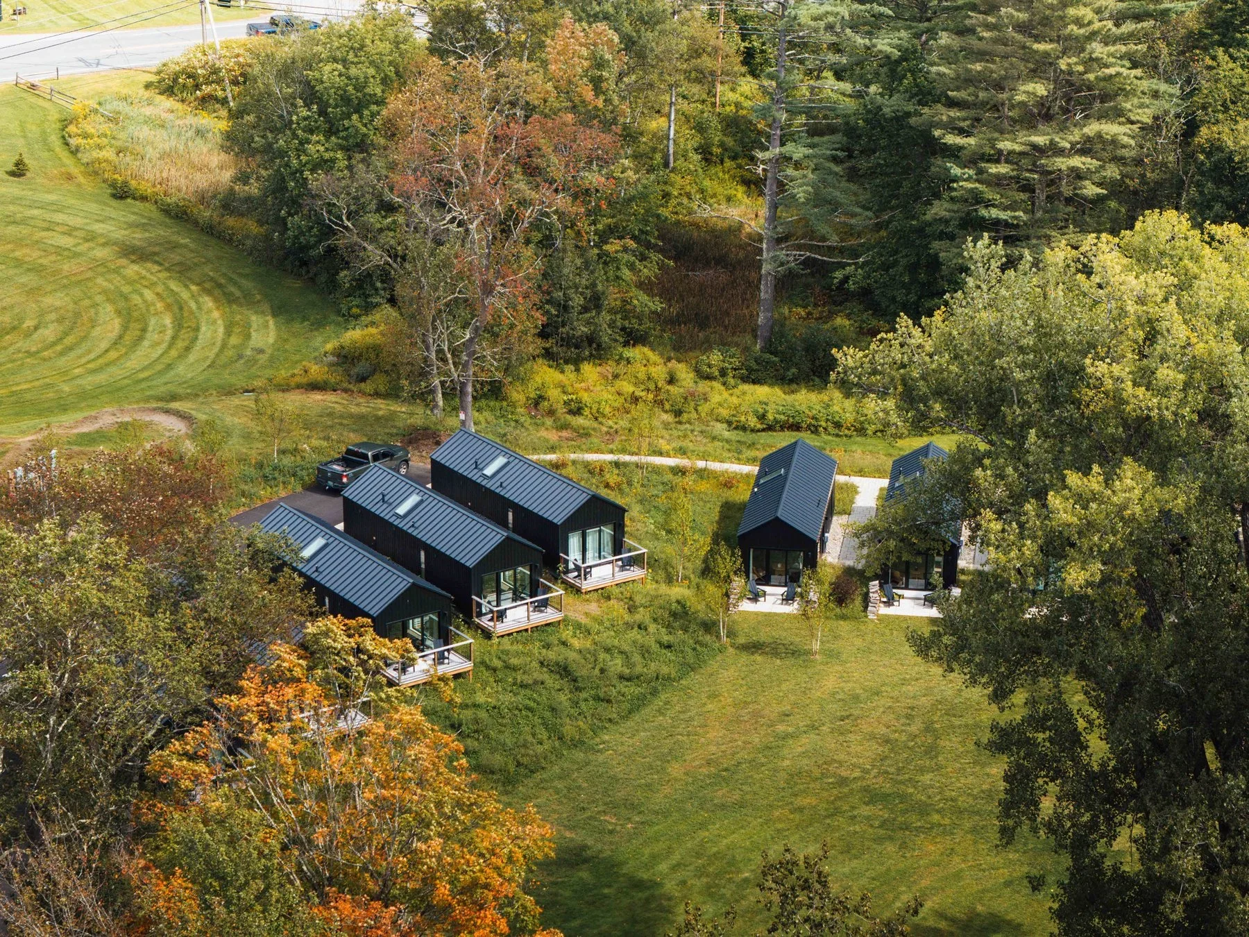 Fall Foliage | Stowe hotel | Eco travel | eco hotel | Slow travel | landscape hotel | nature hotel | nature destination | room and wild | Vermont Hotels | Talta Lodge Stowe Vermont