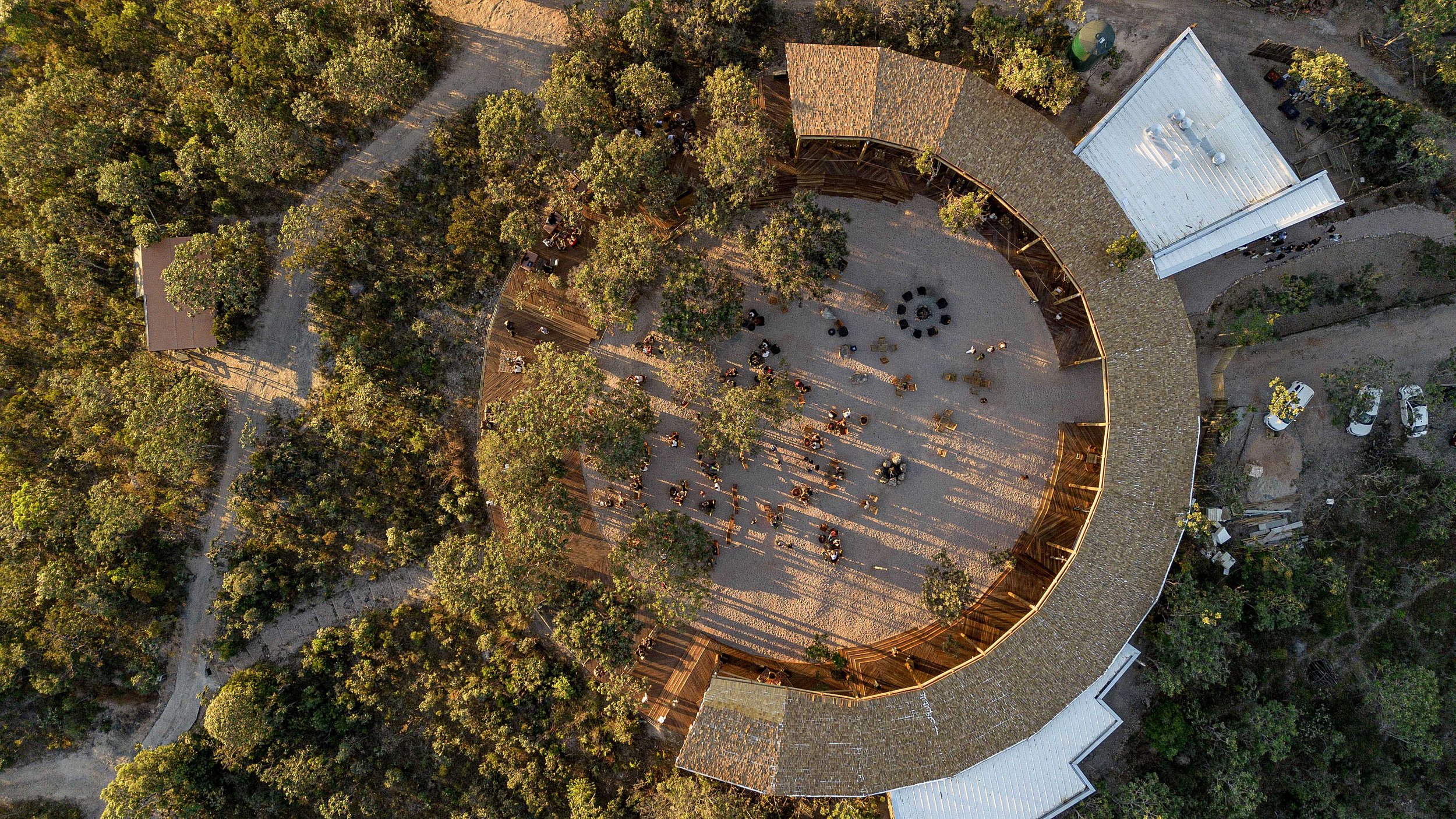 Organic Architecture | Eco travel | eco hotel | landscape hotel | nature hotel | nature destination | room and wild | Chapada dos Veadeiros | Brazil Hotel | Experiential travel | Alan Chu | Mirante de São Jorge