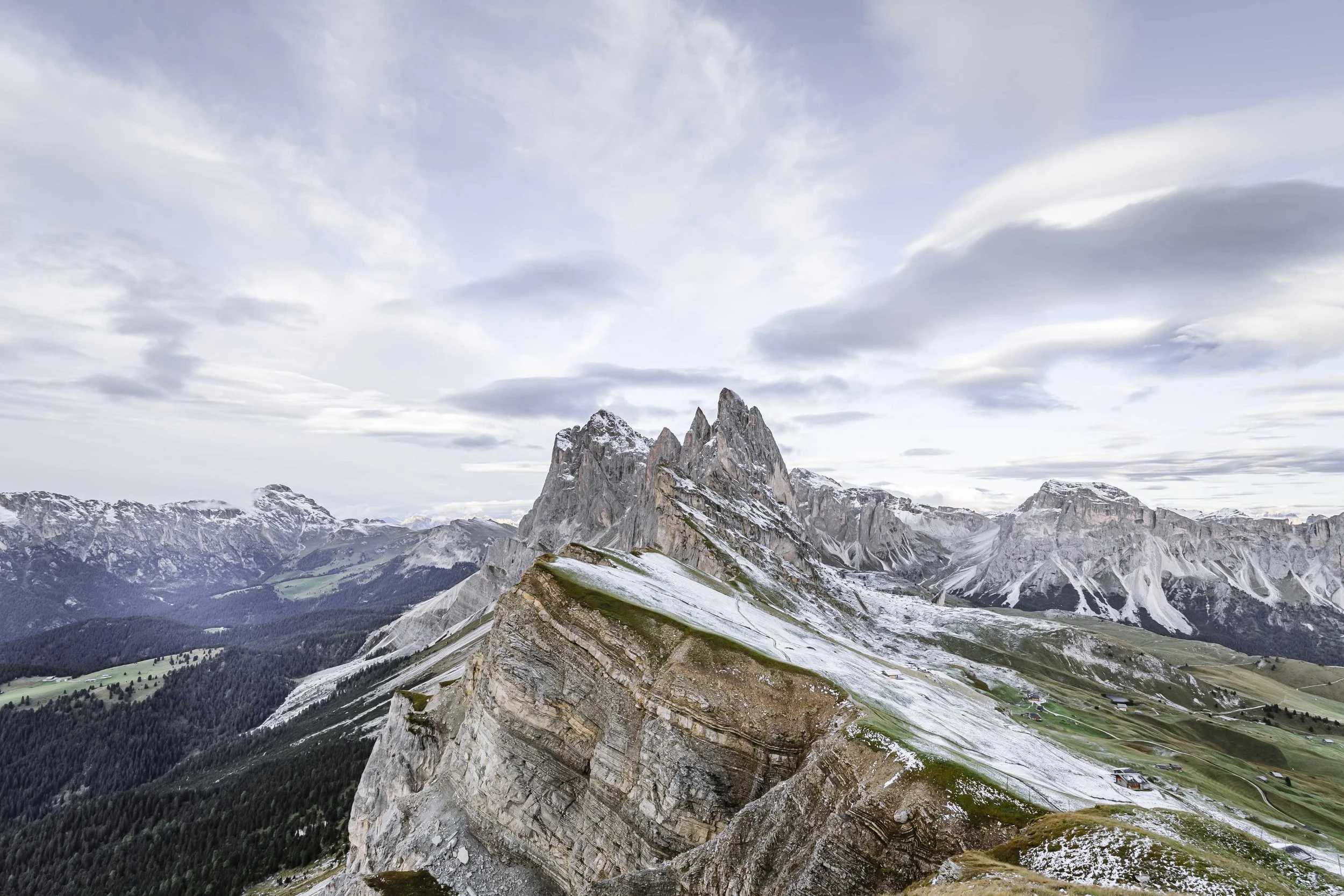 Wellness Travel | Active Travellers | Movement | ski hotel | dolomites Hotel | Eco travel | eco hotel | landscape hotel | nature hotel | nature destination | room and wild | italy boutique Hotel | Val Gardena | Col Raiser Dolomites Hotel
