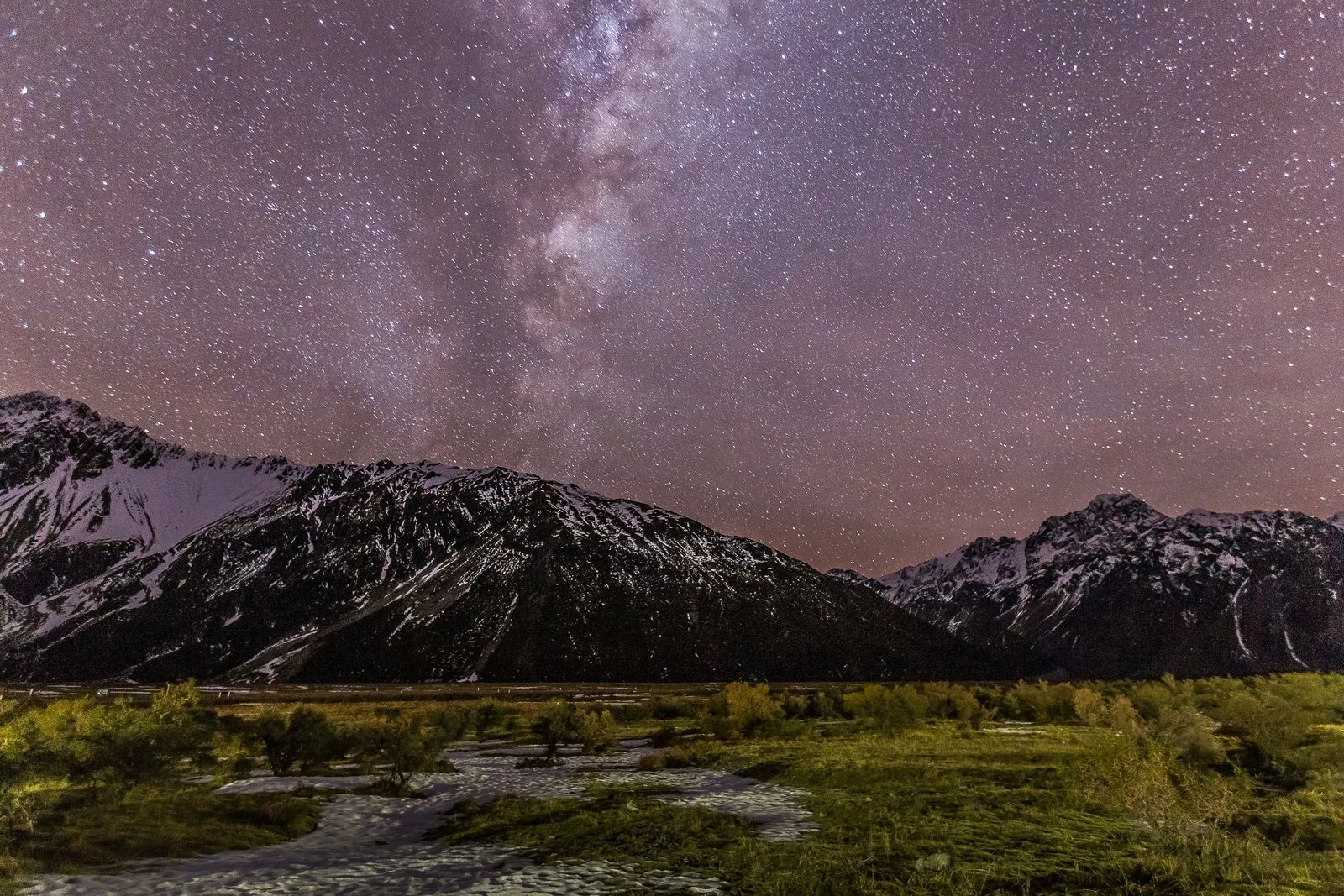 experiential travel | travel guide | travel inspiration | slow travel | adventure travel | nature travel | unique travel experiences | eco travel | sustainable travel | eco lodges | landscape hotels | room and wild | The botanist gin | New Zealand