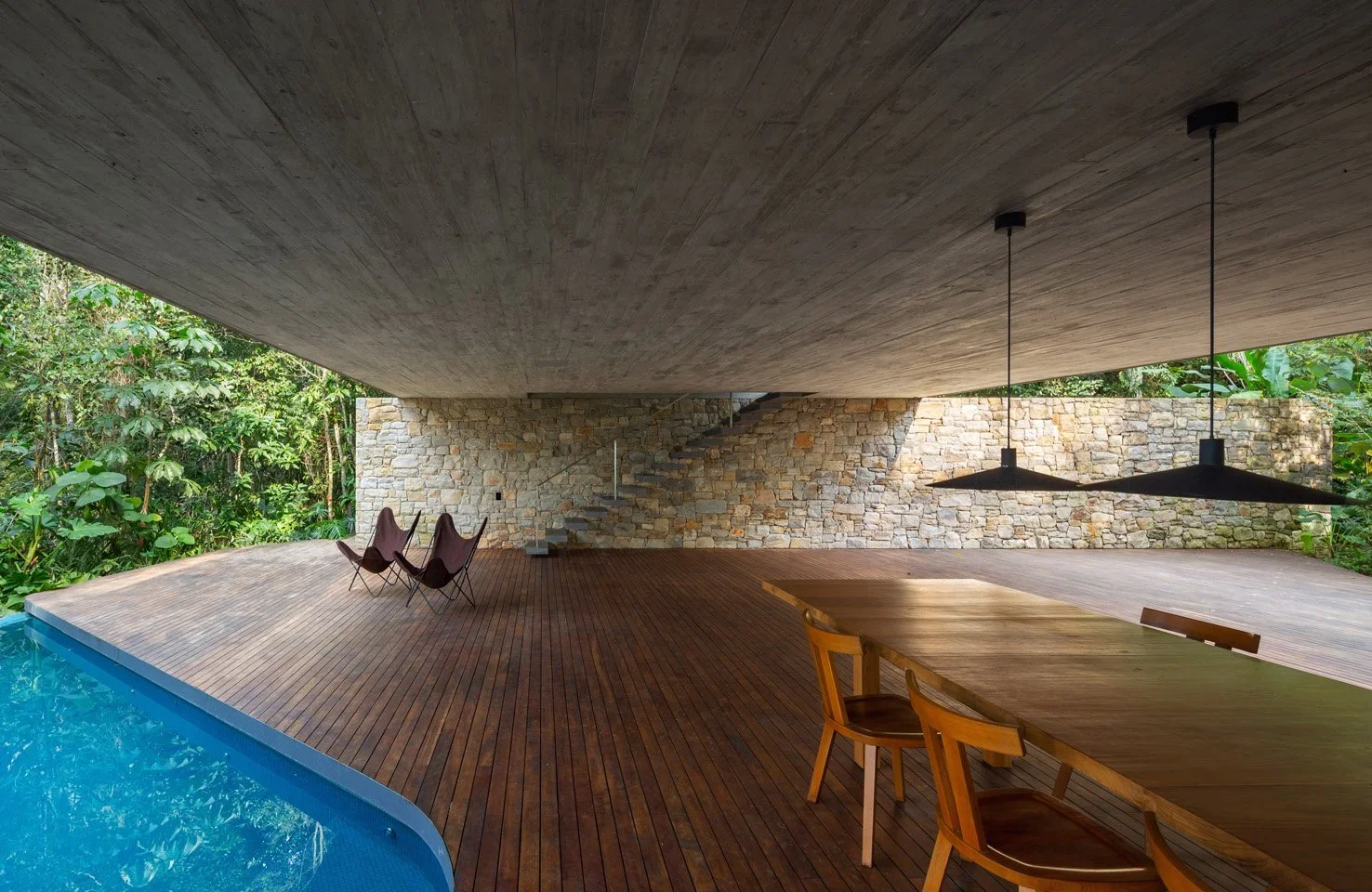 landscape architecture | Nature-inspired architecture | organic architecture | Eco travel | eco hotel | landscape hotel | nature hotel | nature destination | room and wild | luxury villa brazil | studio mk27 | Casa Azul