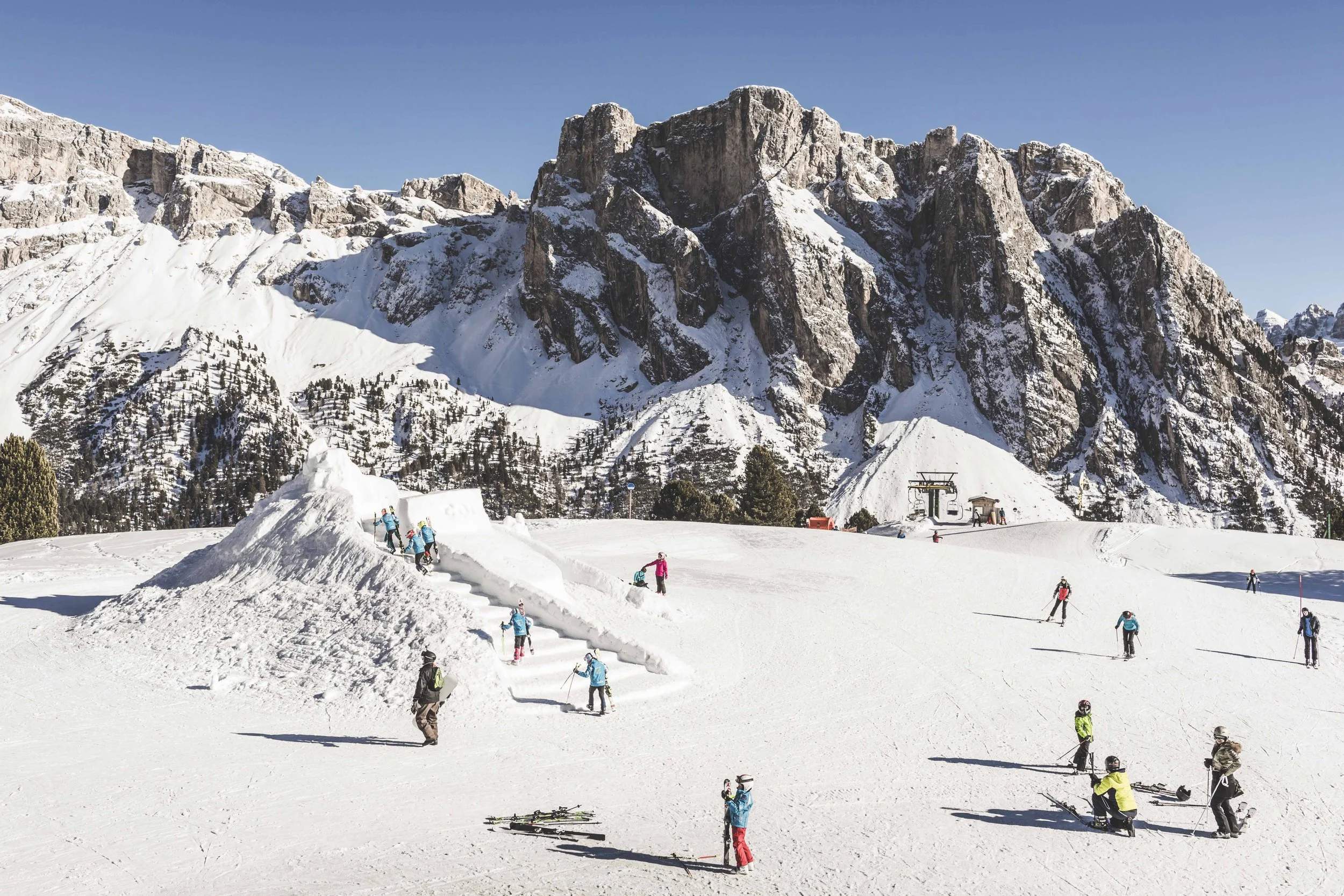 Wellness Travel | Active Travellers | Movement | ski hotel | dolomites Hotel | Eco travel | eco hotel | landscape hotel | nature hotel | nature destination | room and wild | italy boutique Hotel | Val Gardena | Col Raiser Dolomites Hotel