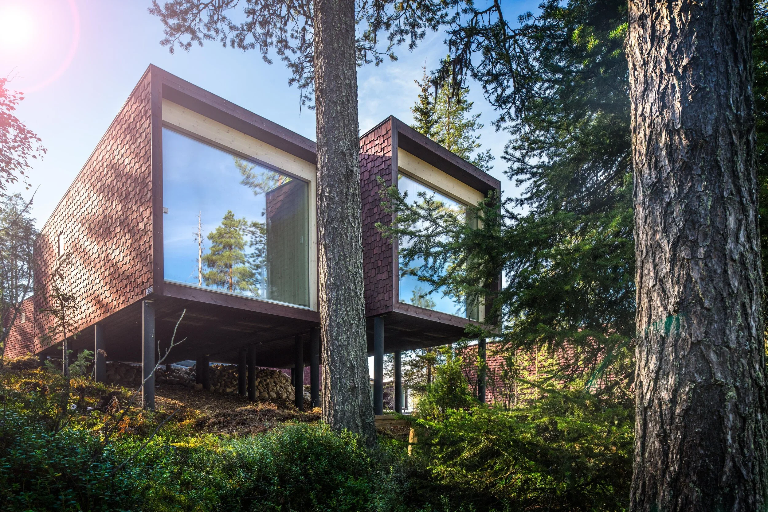 Treehouse Hotels | Finland Hotels | Eco travel | eco hotel | Slow travel | landscape hotel | nature hotel | nature destination | room and wild | finland boutique Hotel | Arctic Treehouse Hotel