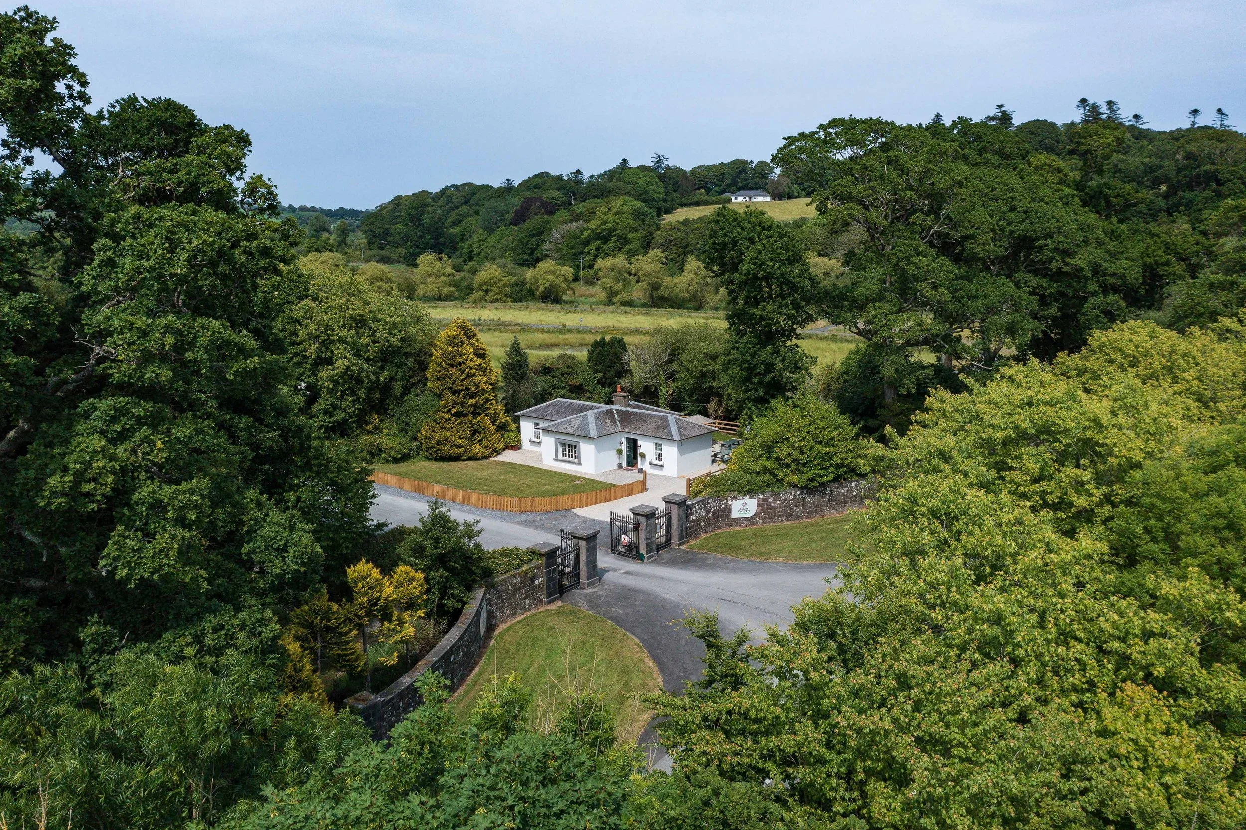 luxury cottage ireland | Eco travel | eco hotel | landscape hotel | nature hotel | nature destination | room and wild | boutique hotel ireland | luxury farmhouse | Mount Congreve