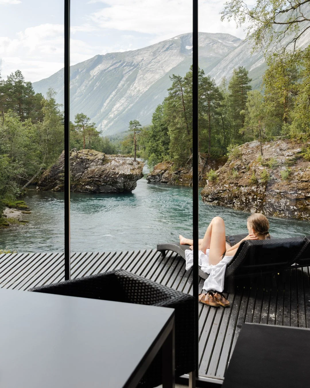 Fall Foliage | Norway hotel | Eco travel | eco hotel | Slow travel | landscape hotel | nature hotel | nature destination | room and wild | Juvet Landscape Hotel