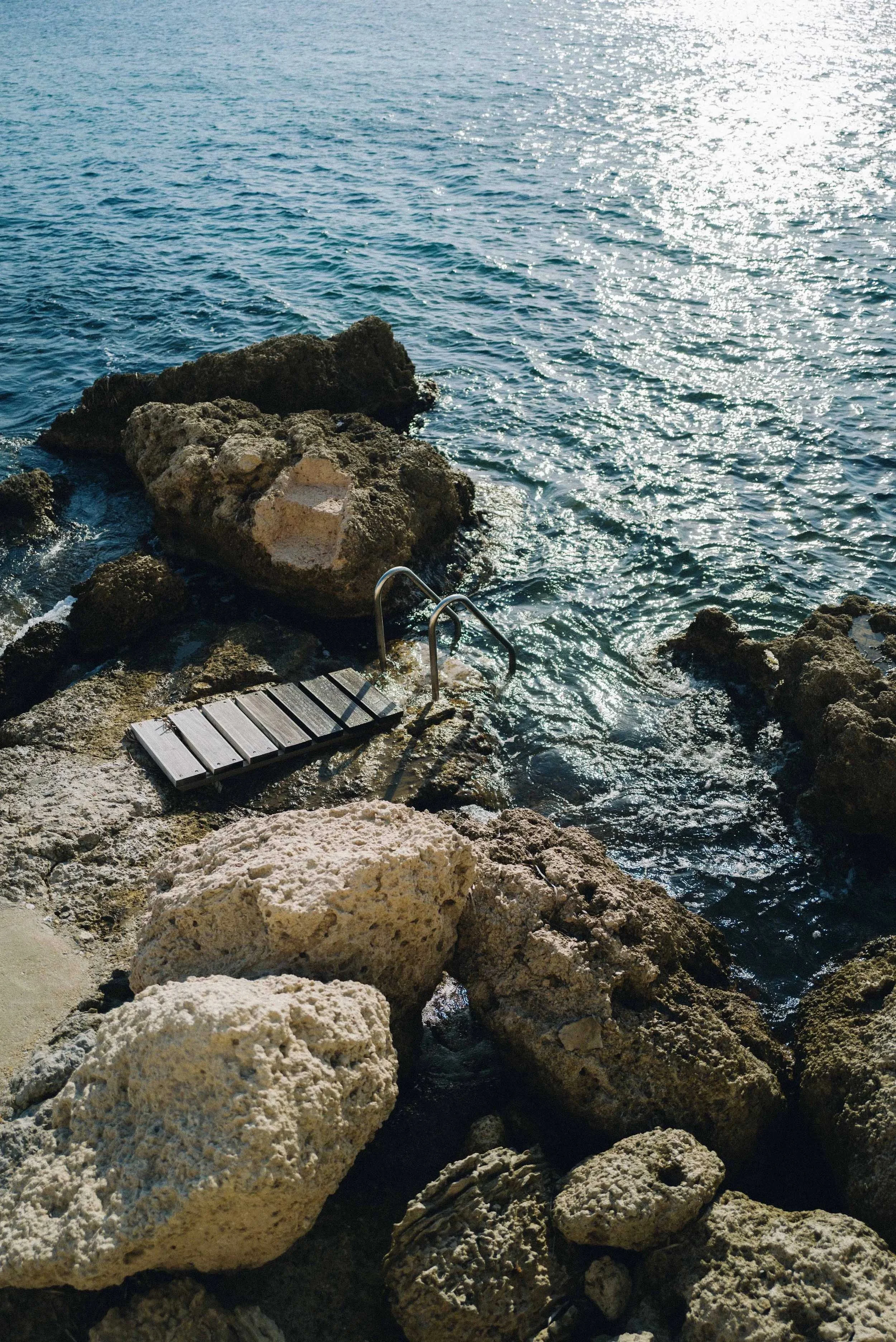 luxury villa greece | Eco travel | eco hotel | landscape hotel | nature hotel | nature destination | room and wild | boutique hotel uruguay | luxury farmhouse | Skinopi Lodge Milos