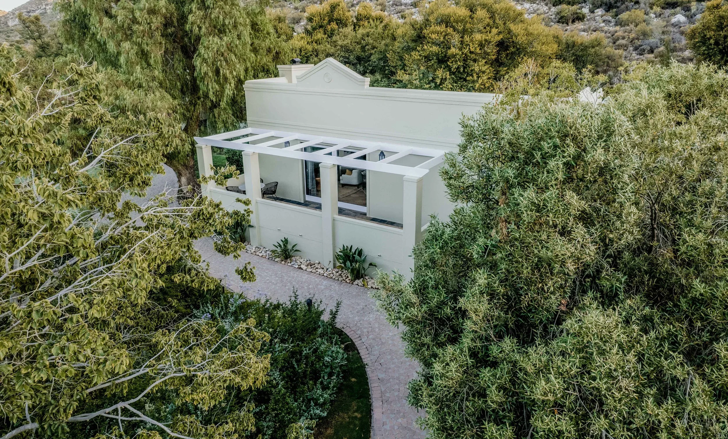 safari hotel | luxury south africa hotel | adventure | Eco travel | eco hotel | landscape hotel | nature hotel | nature destination | room and wild | luxury hotel | conservation | Sanbona Wildlife Reserve