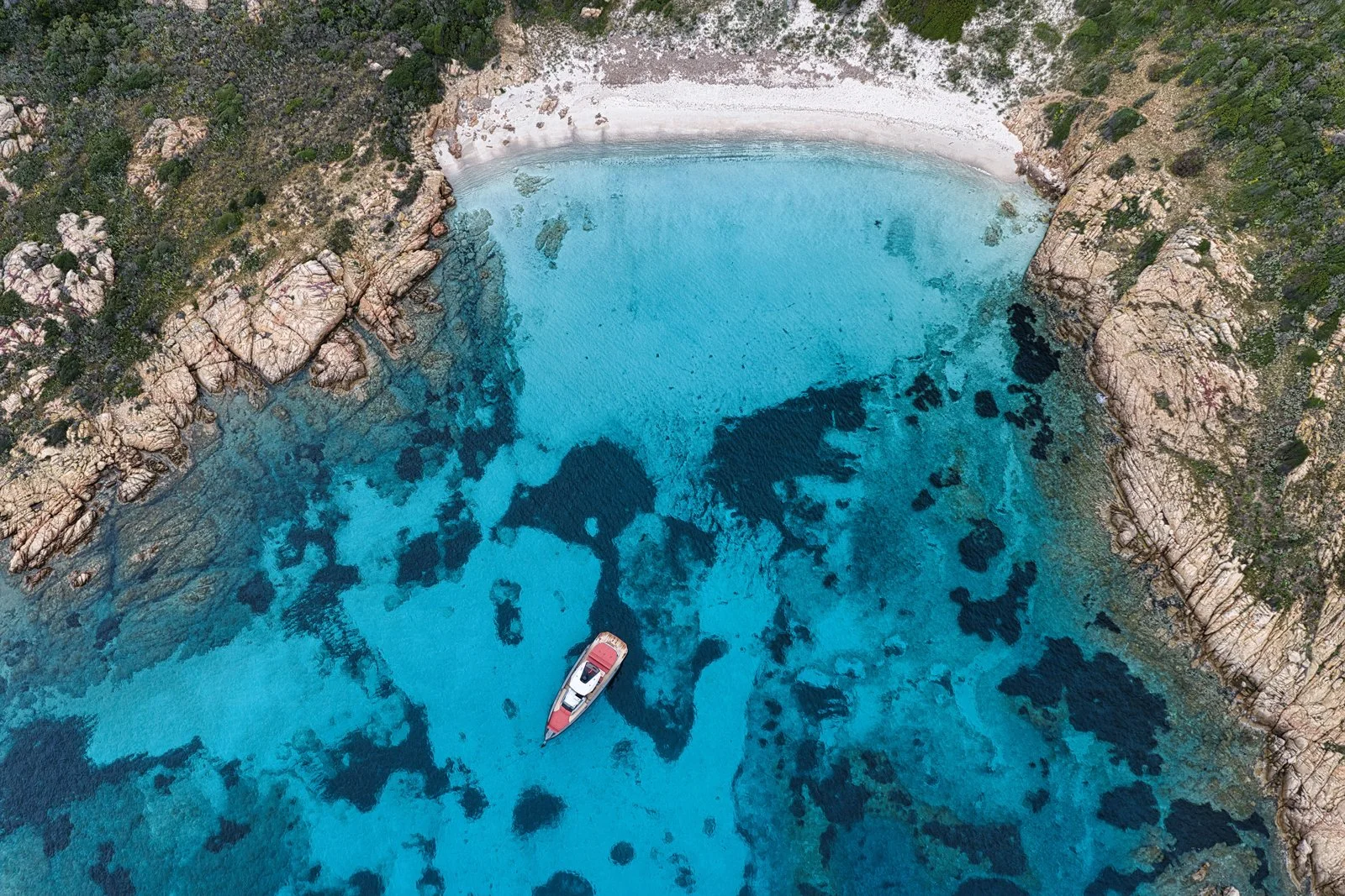 wellness travel | self care | spa hotel | mindfulness | Eco travel | eco hotel | landscape hotel | nature hotel | nature destination | room and wild | Costa Smeralda | Sardinia | Italy