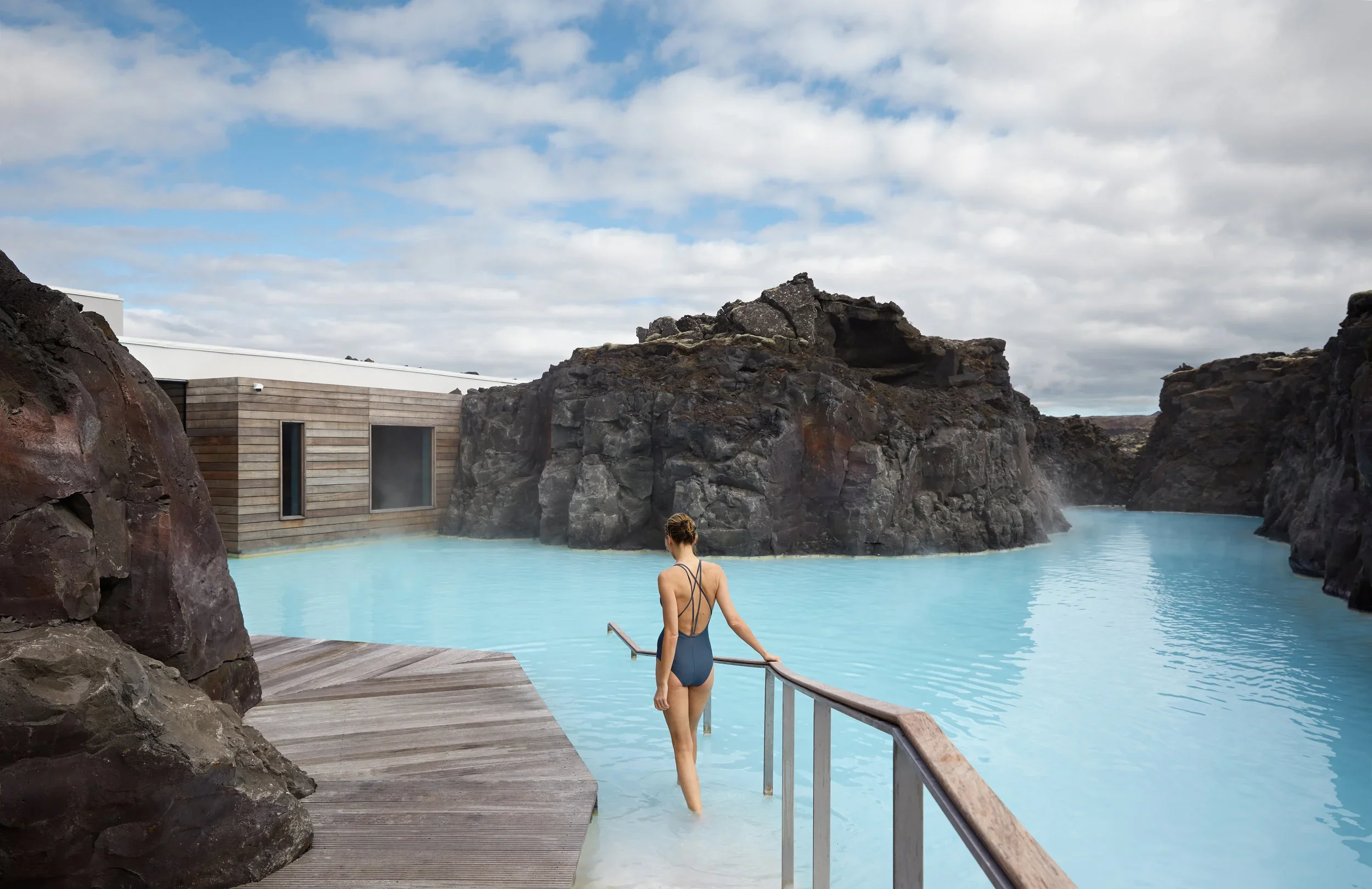 Iceland luxury hotel | wellness hotel  | mindfulness | colour theory | colour psychology | Eco travel | eco hotel | landscape hotel | nature hotel | nature destination | room and wild | luxury hotel | Retreat at Blue Lagoon