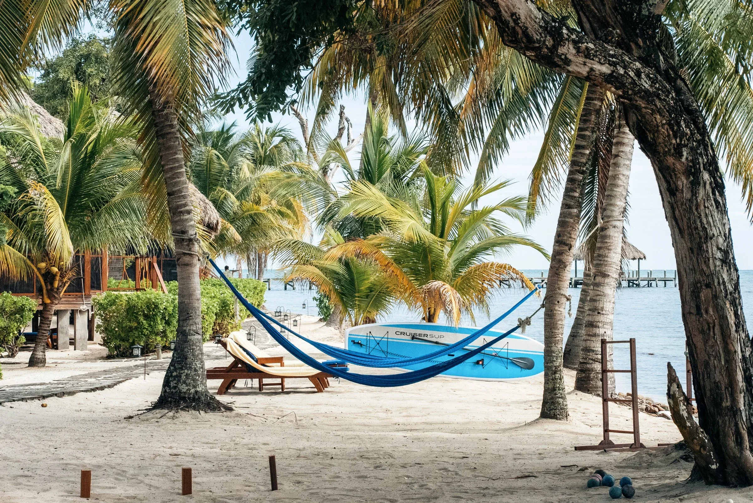 Family Hotels | Multigenerational travel | family travel| Eco travel | eco hotel | Slow travel | landscape hotel | nature hotel | nature destination | room and wild | Belize boutique Hotel | Placencia hotel | Turtle Inn